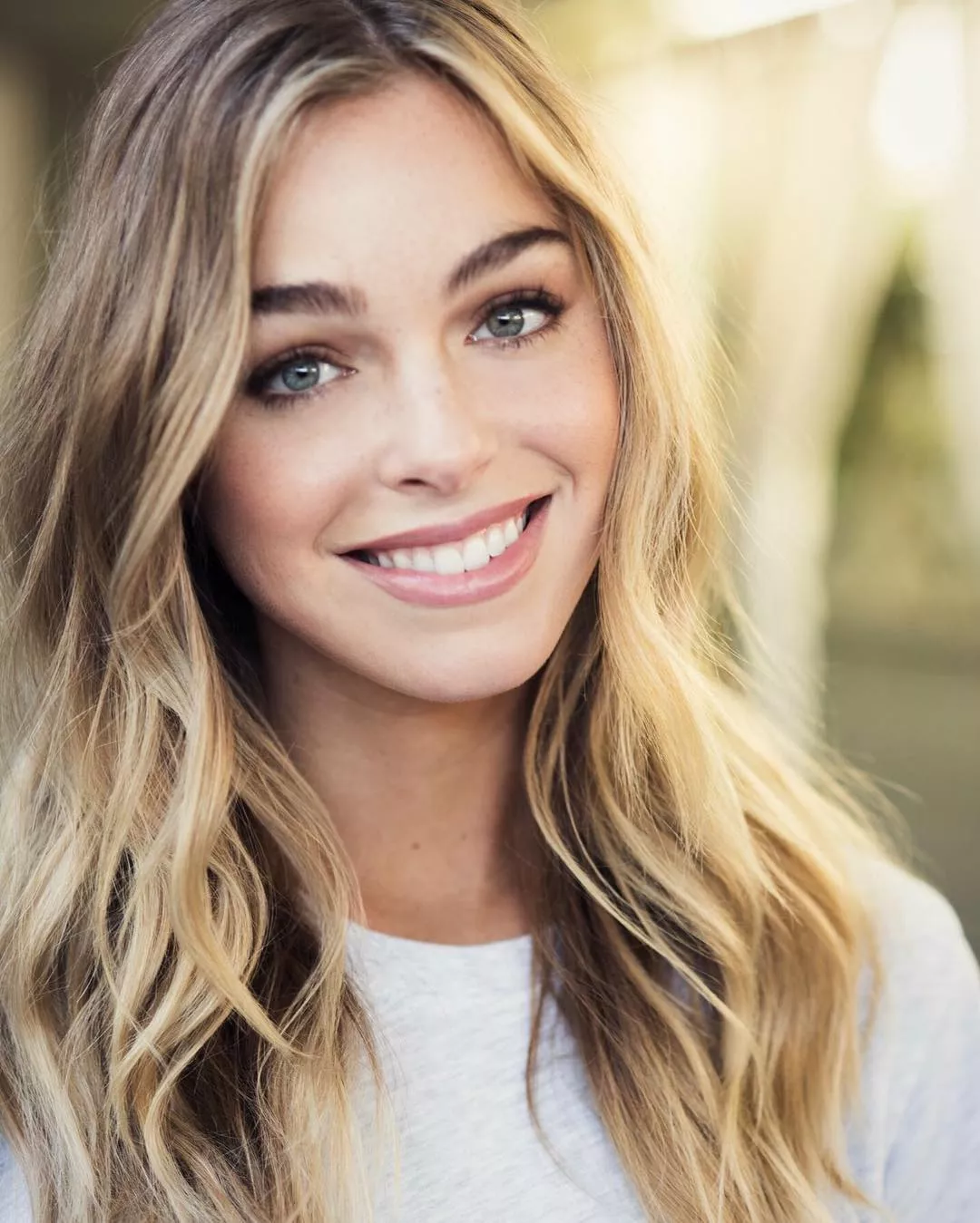 Elizabeth Turner posted by poluza112