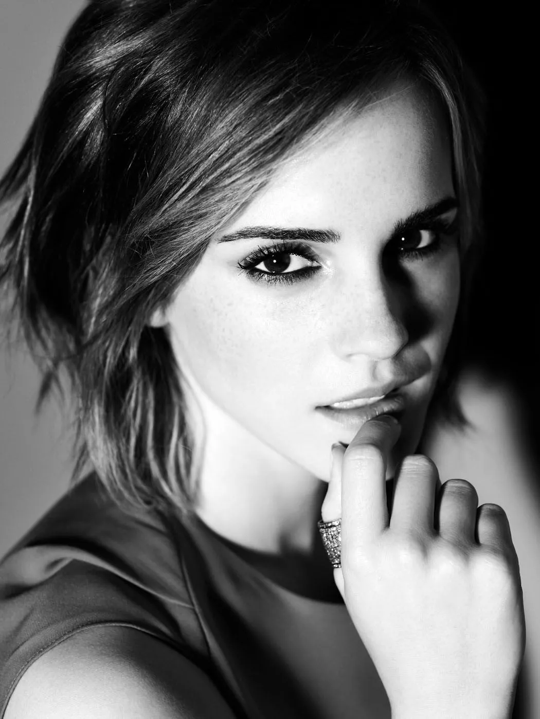 Emma Watson posted by payne9989