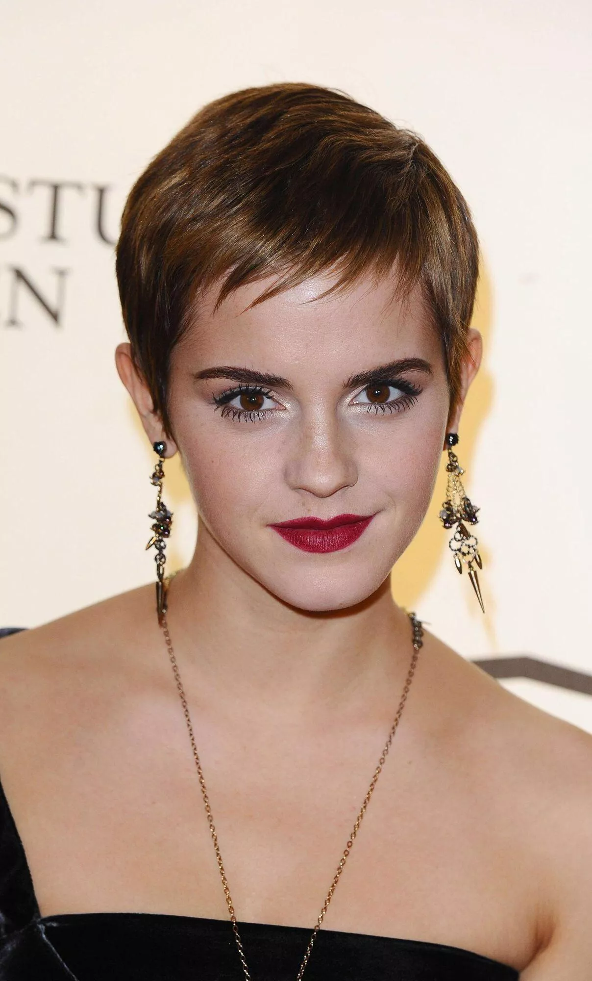 Emma Watson perfect for a blowbang posted by Johnny2342343