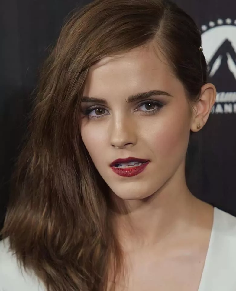 Emma Watson would get face fucked silly posted by steverenford666