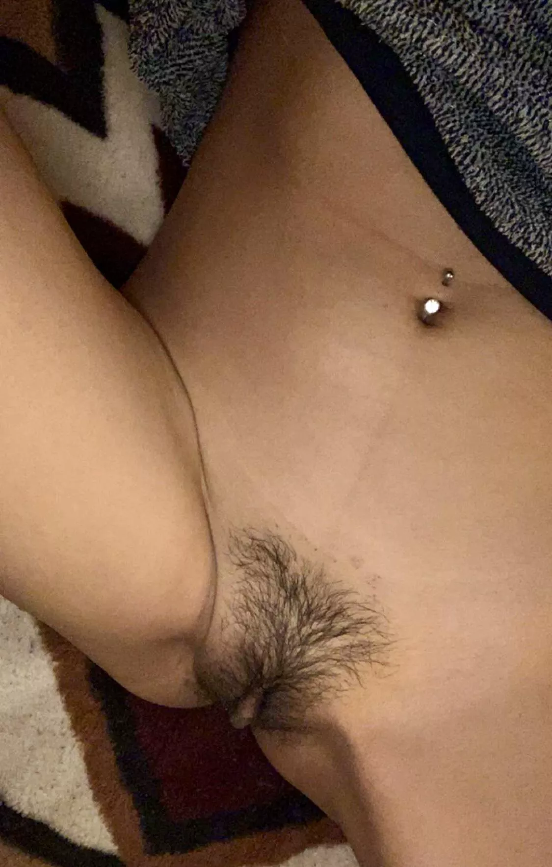 Enjoy my hairy pussy 😘 posted by Redd_Slut