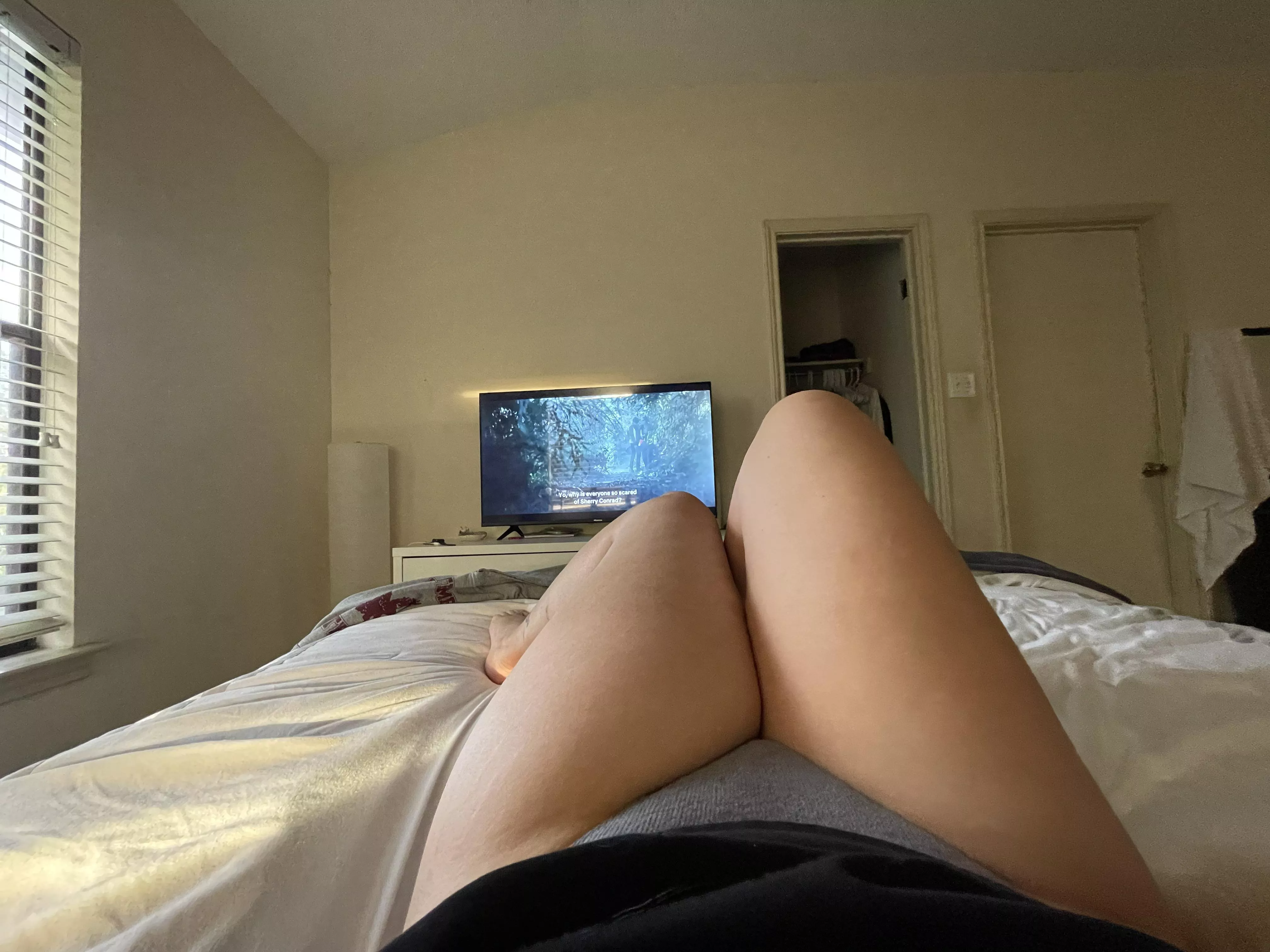 Enjoying Netflix and the view 😜 posted by icepuffin14