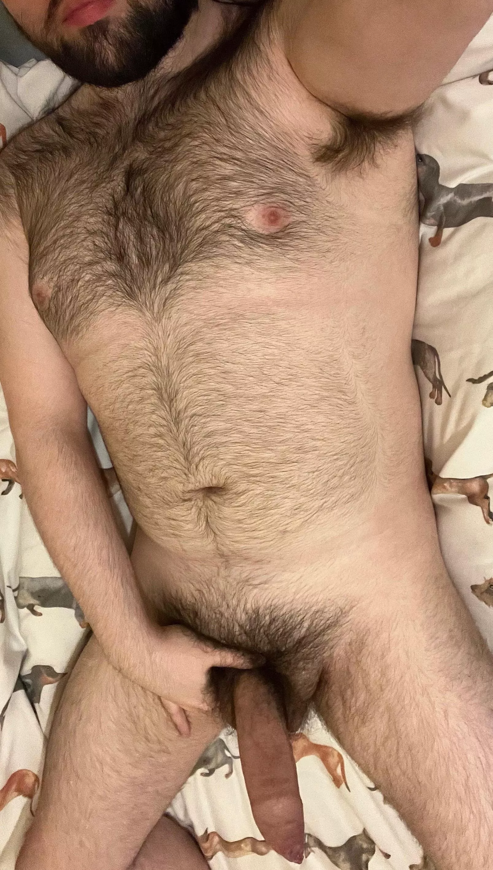 Evening boys! Feeling so horny tonight, wanna help me out? posted by AaronNotOkay