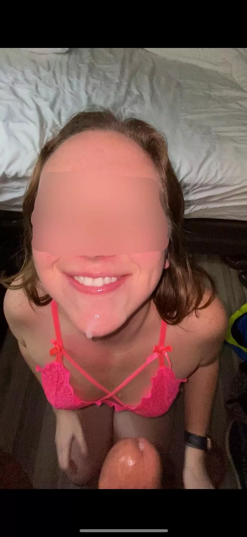 Every time I get cum on my face I smile posted by gapeachess