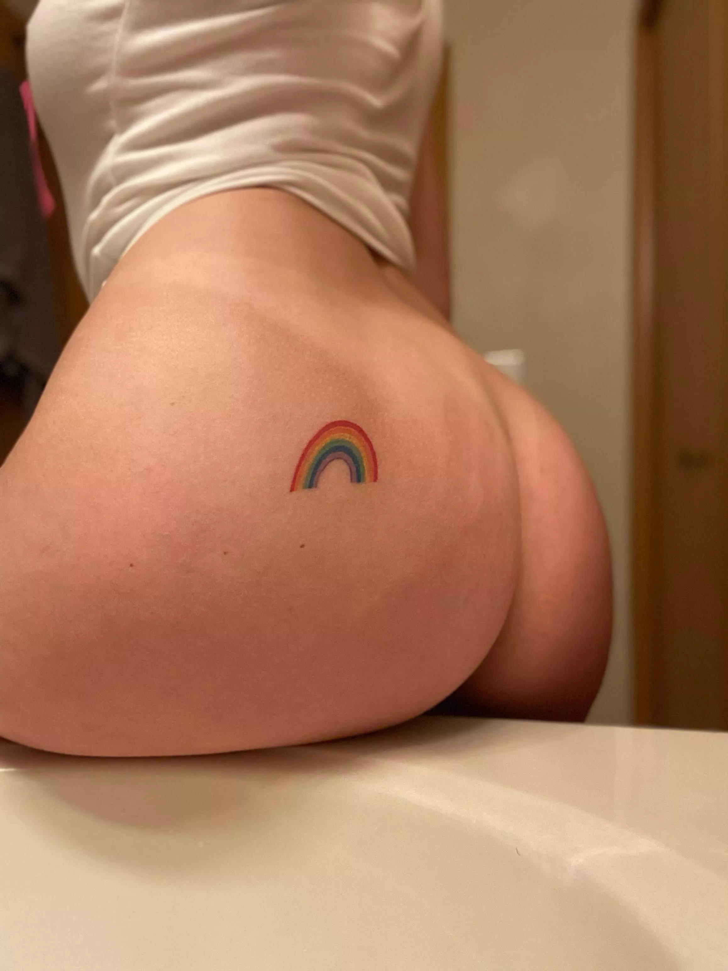 (F) Any ass men here? 🍑 posted by NoodyGal