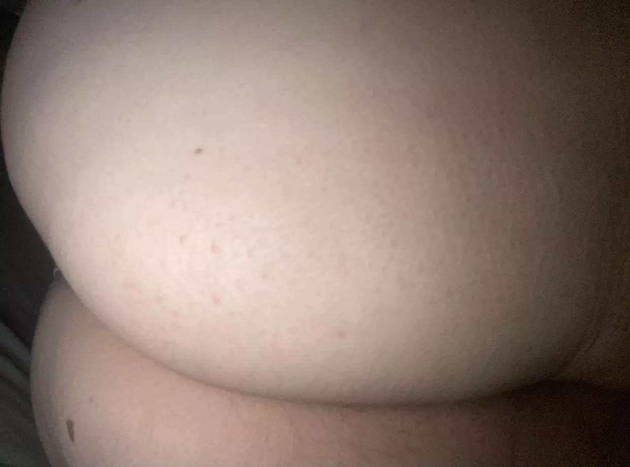 [f] Happy HUMP DAY y’all. Hope this gets you through your day.(OC) posted by badgirl101042