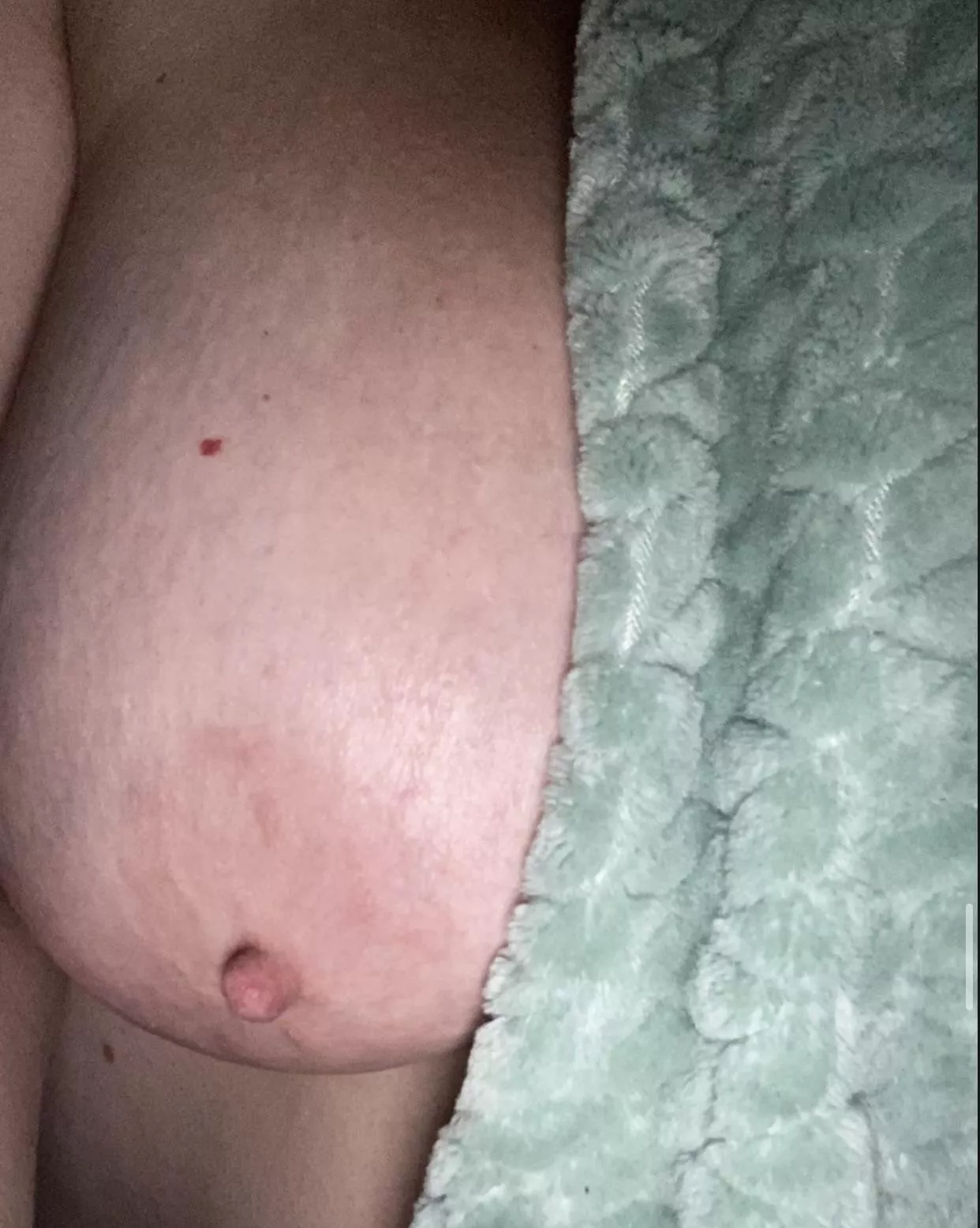 [f] Sorry the other boob was to cold to come out!!(oc) posted by badgirl101042