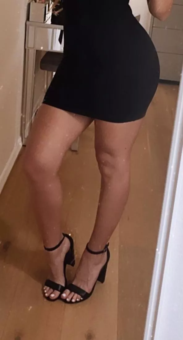 F23 how do they look in heels? posted by sexyginger28