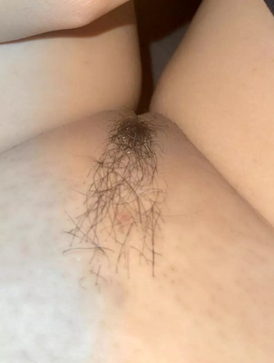 F[25] ..like what you see? 👅 posted by freakycoupl3