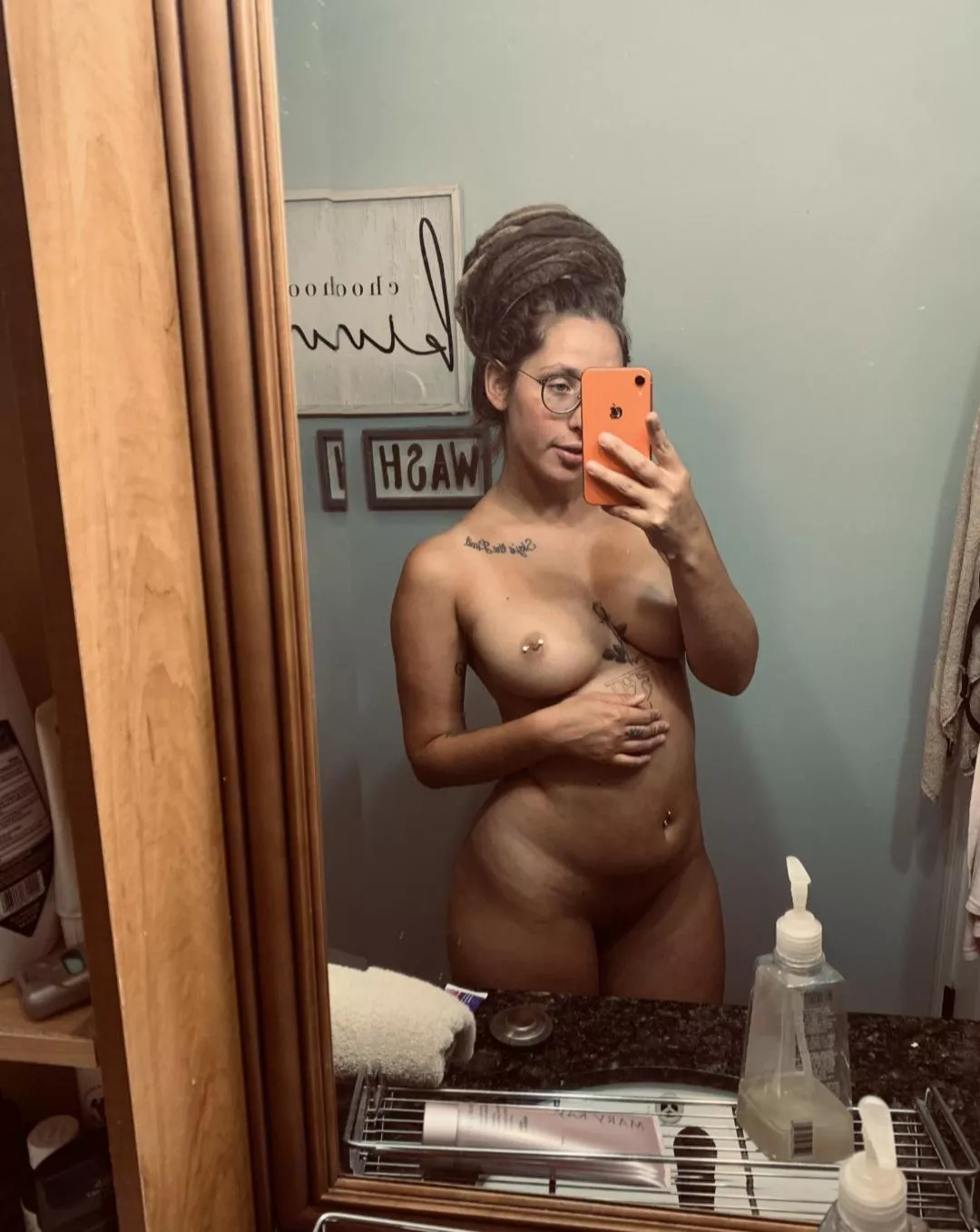 [F26] Brave enough to post a nude, might delete later. posted by BabyDaisy420