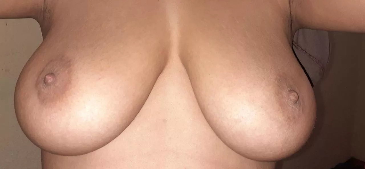 F26/ I love getting my tits admired & sucked😍 posted by lexibreey