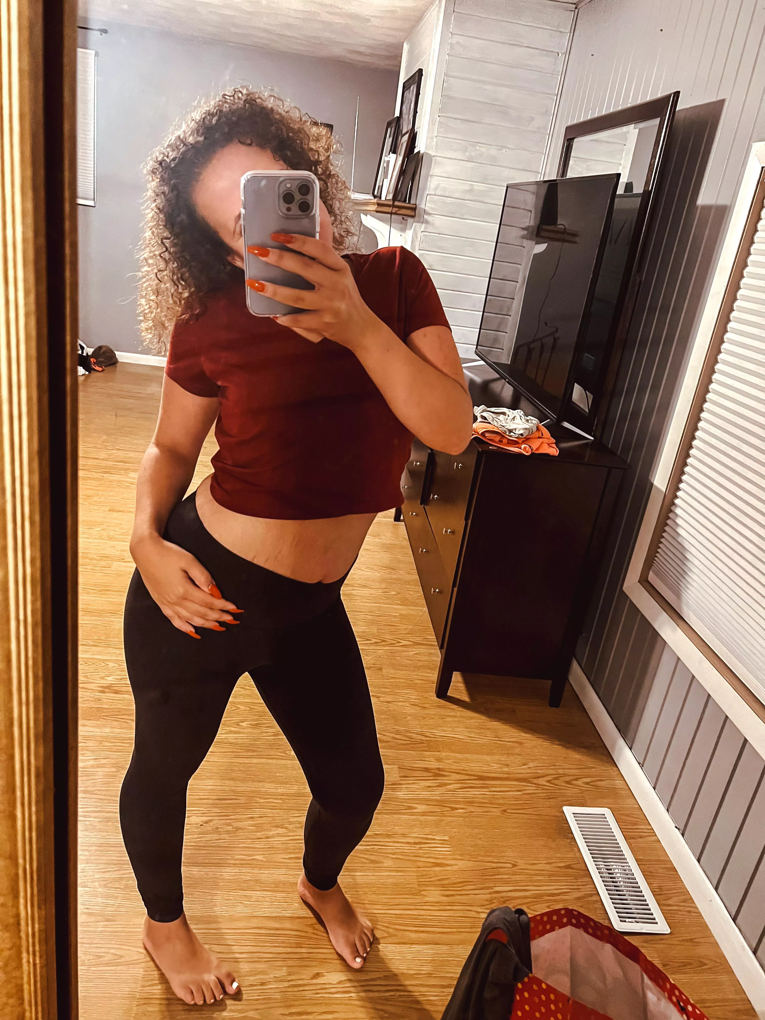 (F27) Realllly feeling myself lately after a 100+lb weight loss 🙌🏼🔥 posted by itsbriduh