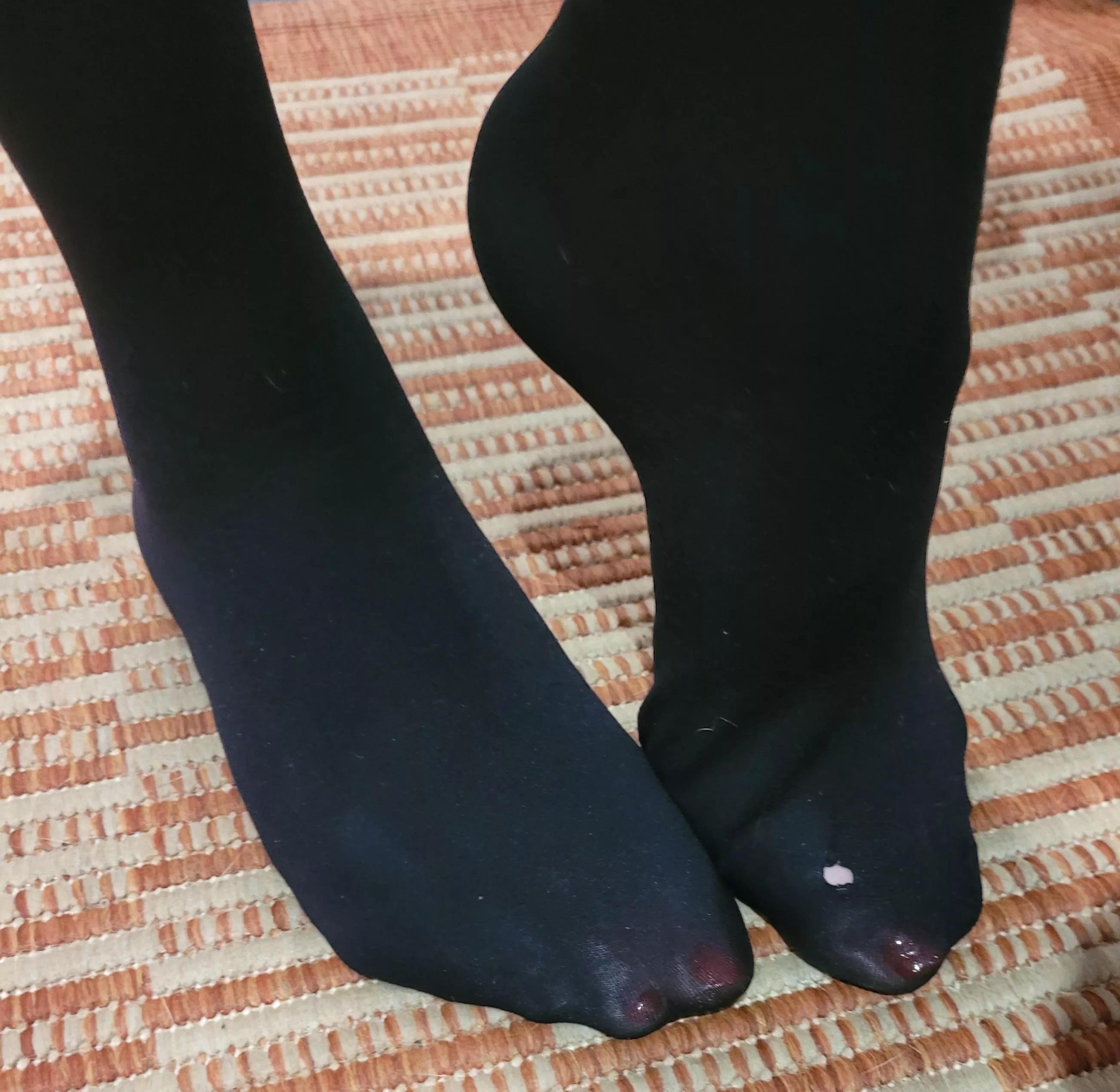 F33 size 5 in tights posted by drulfc