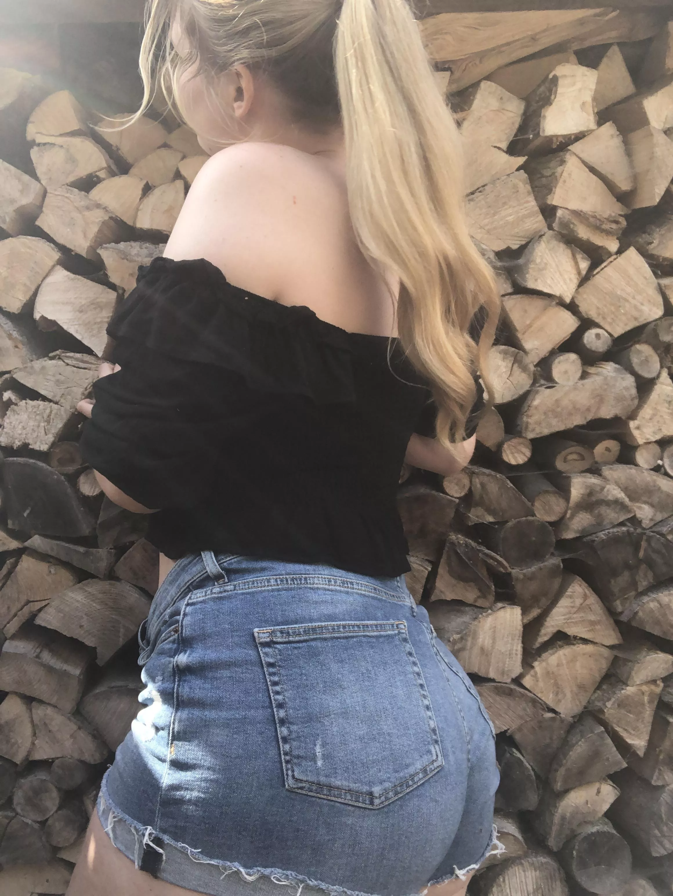 Fair skinned booty ☺️ posted by love0charlotte