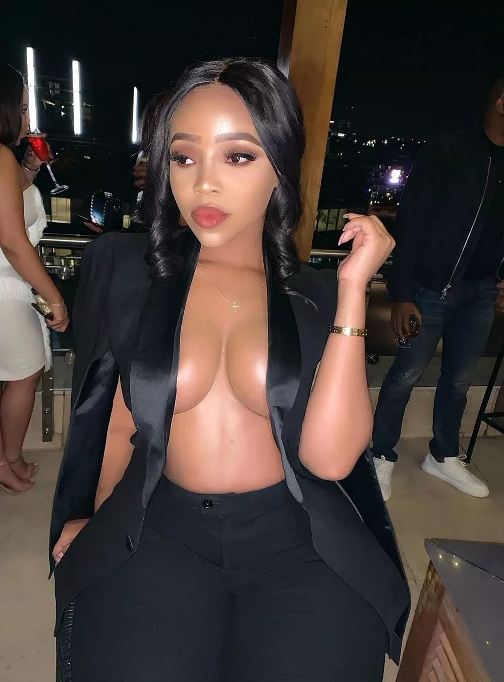 Faith Nketsi?? posted by miniskirtdig