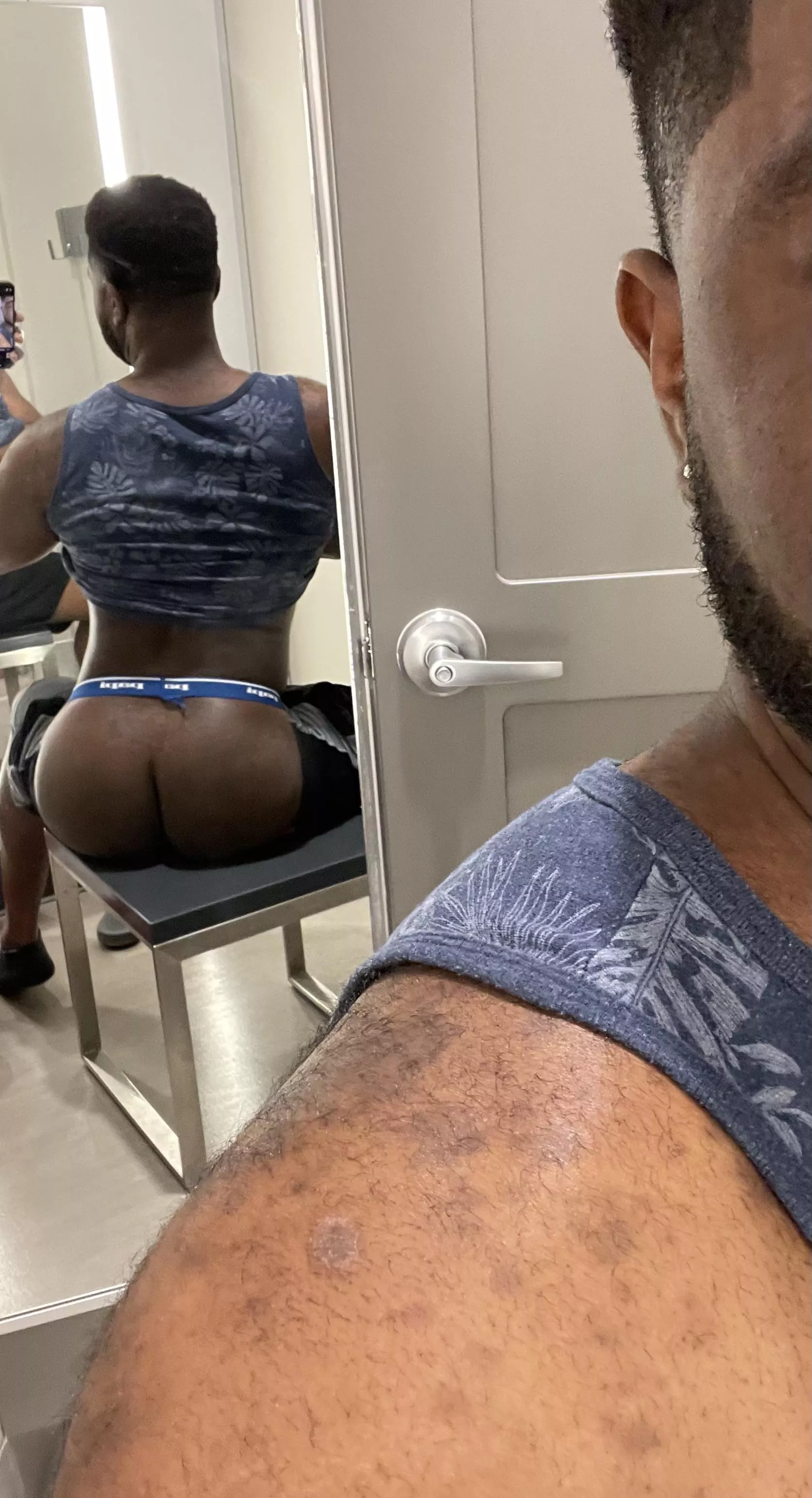 Feeling cheeky in the fitting room. posted by N-A-V-Y-B-L-U