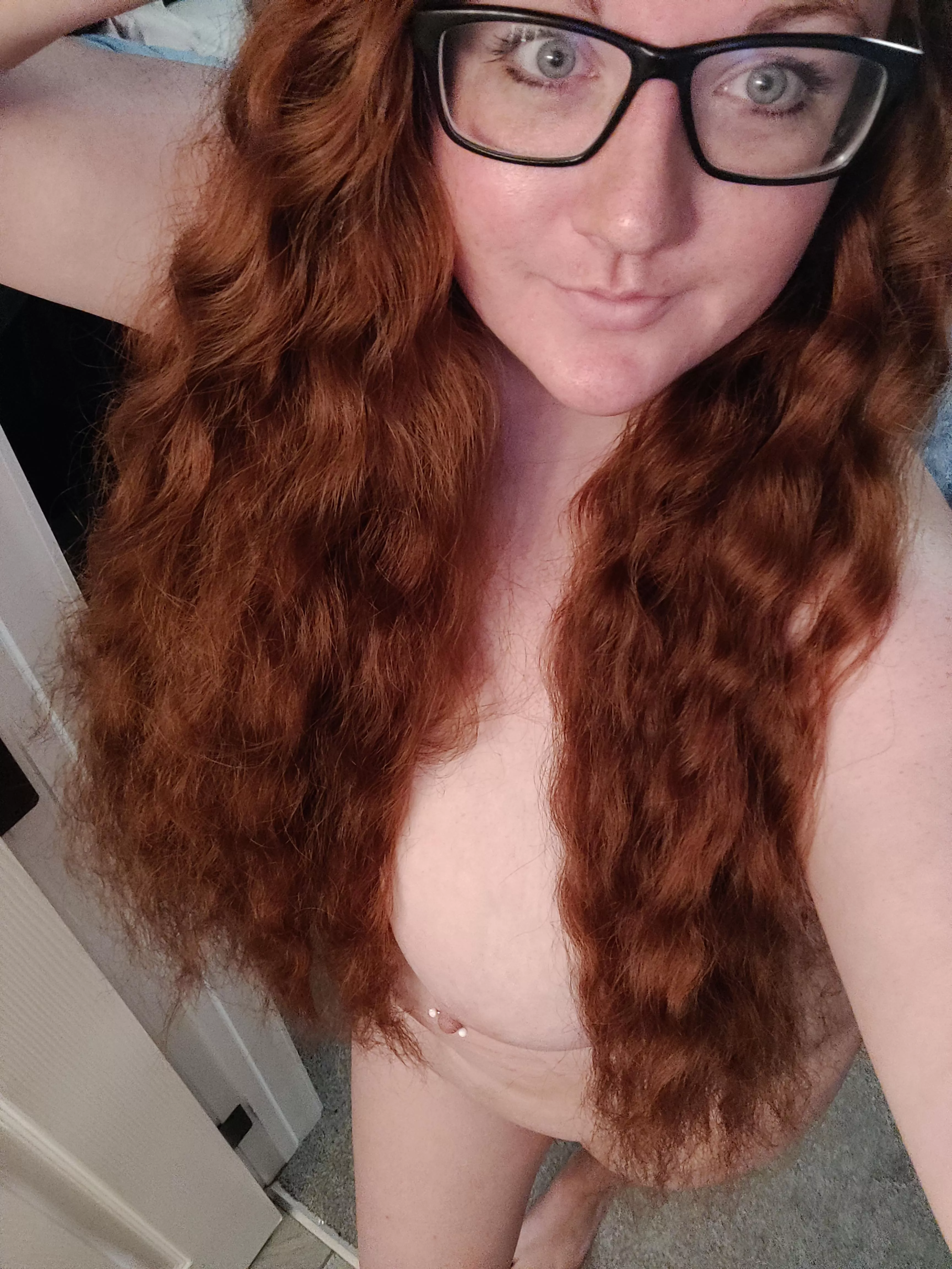 Feeling cute ☺️ posted by redheadmama3