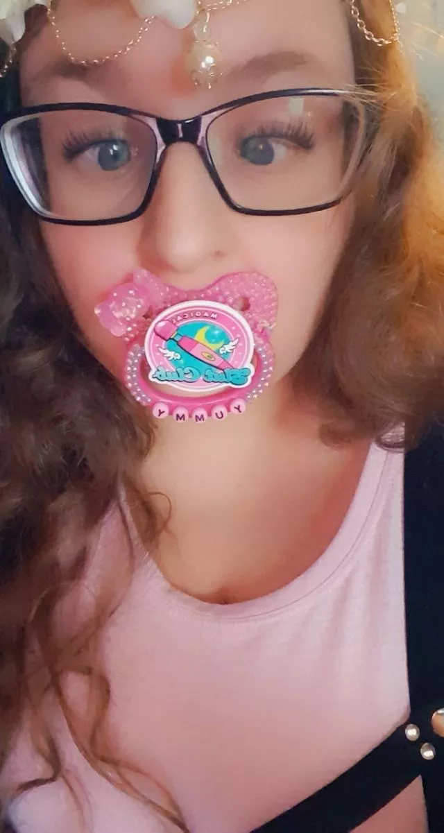 Feeling cute and silly 🤪 posted by RecordUnlucky5724