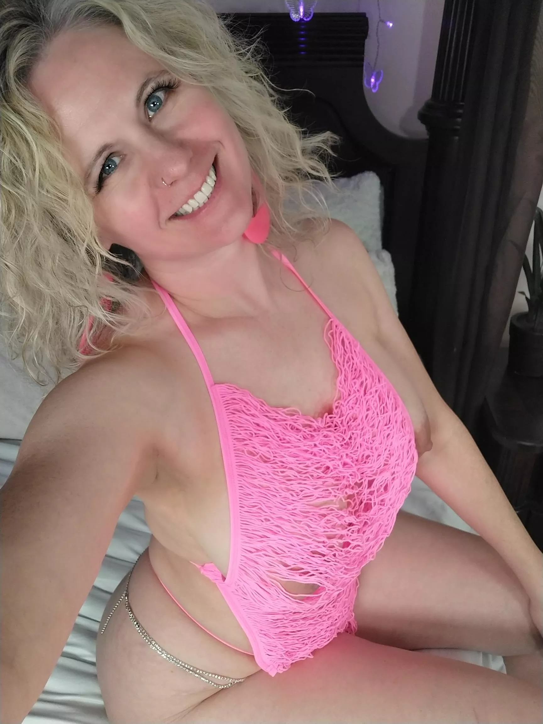 Feeling frisky! 47f posted by Milf_Butterfly