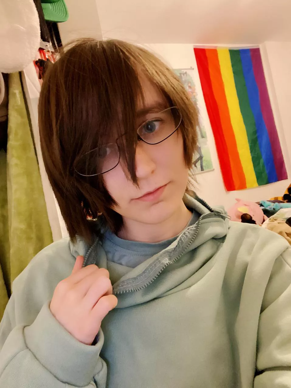 feeling kinda androgynous, like if a man and a woman had a baby posted by shysobble