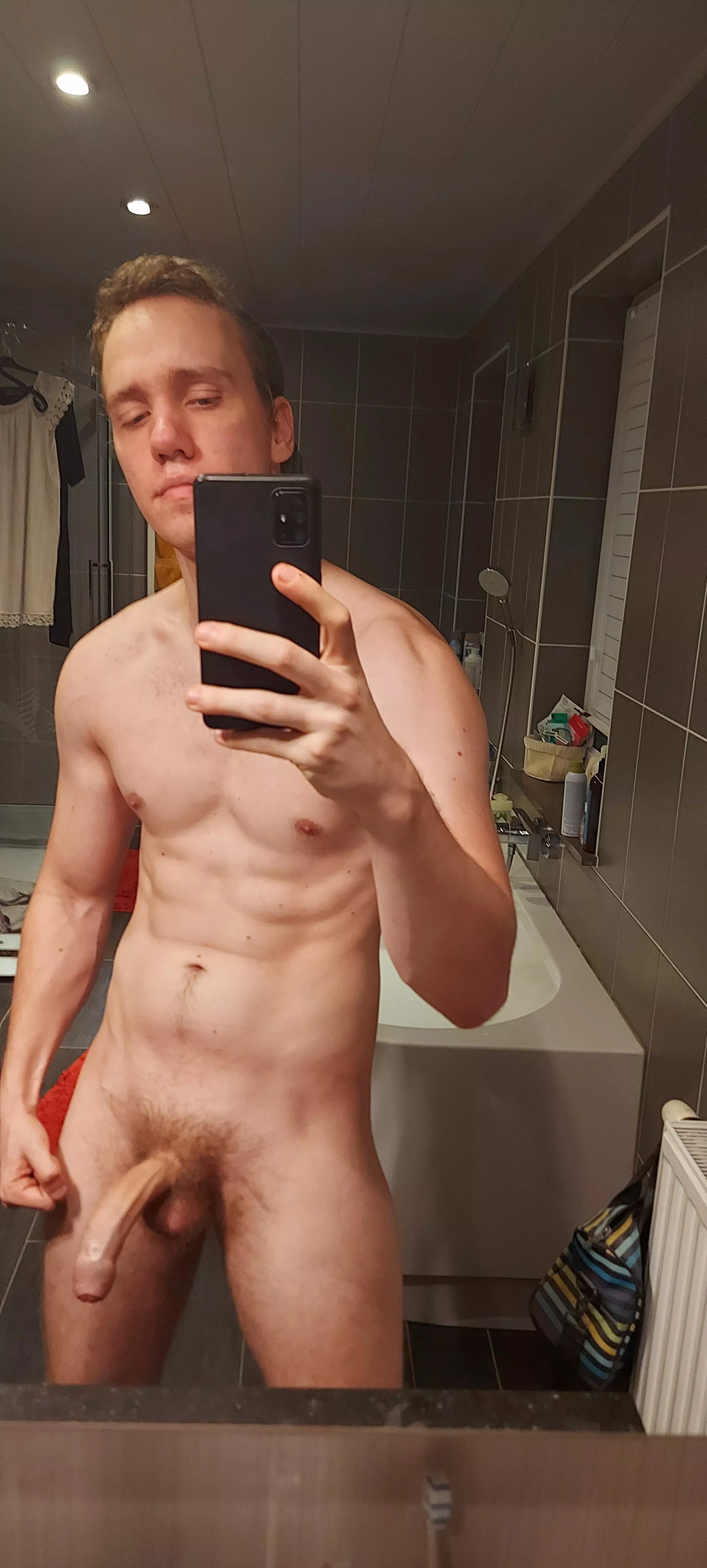 Feeling like a beast tonight, so lets fuck as rough as beasts ? Pm open ;) posted by belgarathhh