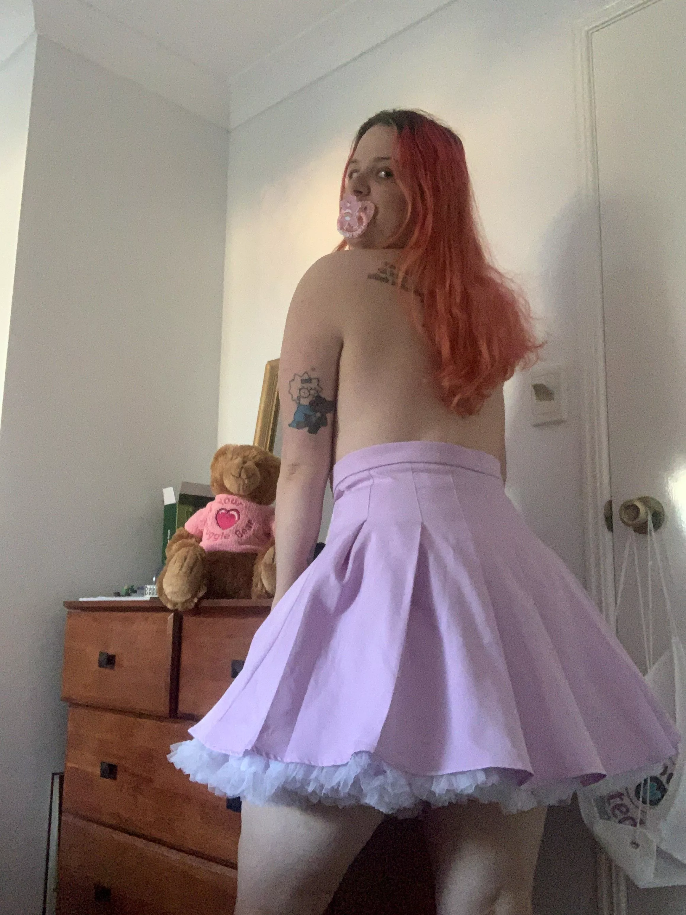 Feeling like a fairy princess in my petticoat I bought to go under my skirt ðŸ¥ºðŸ‘‰ðŸ»ðŸ‘ˆðŸ»ðŸ’– My teddy approves! posted by isobellie7