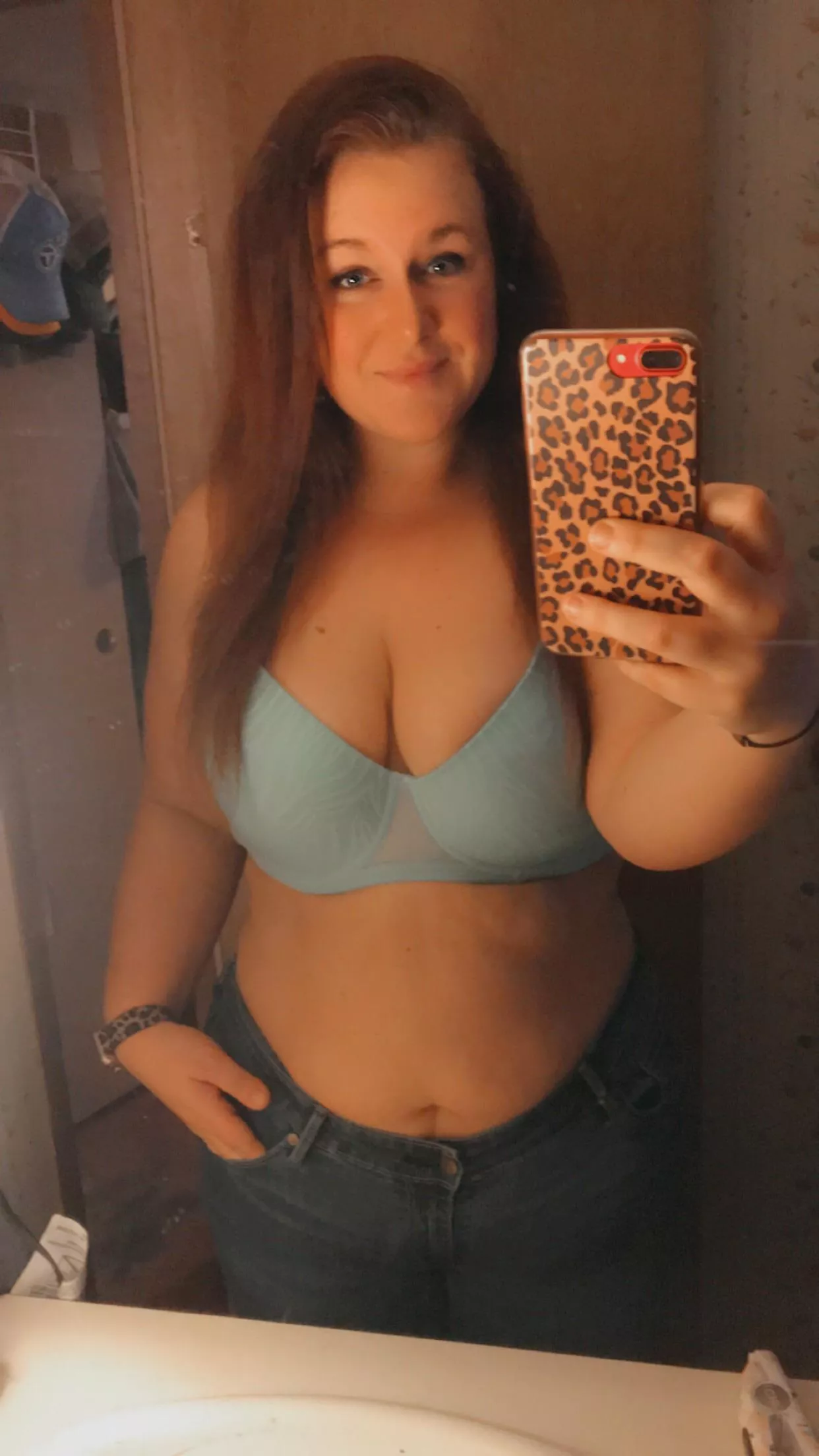 Feeling sexy in my bra and jeans. ðŸ¥° posted by jaimelee_holmes