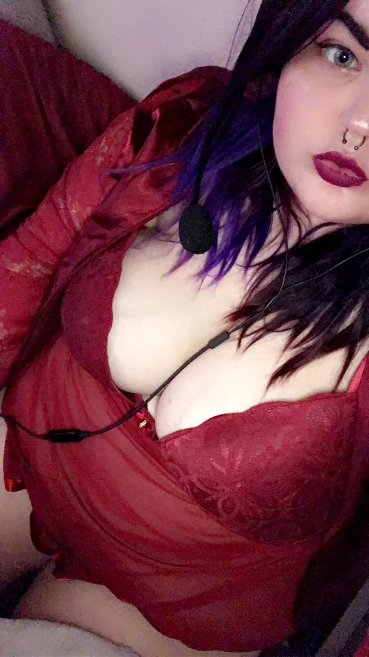 Feeling sexy posted by sexyybbw21