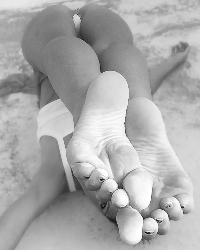 Feet posted by imnotjavier