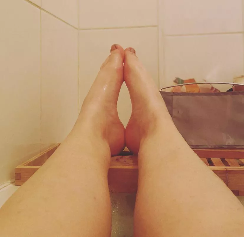 Feet posted by Historical_Ride3523