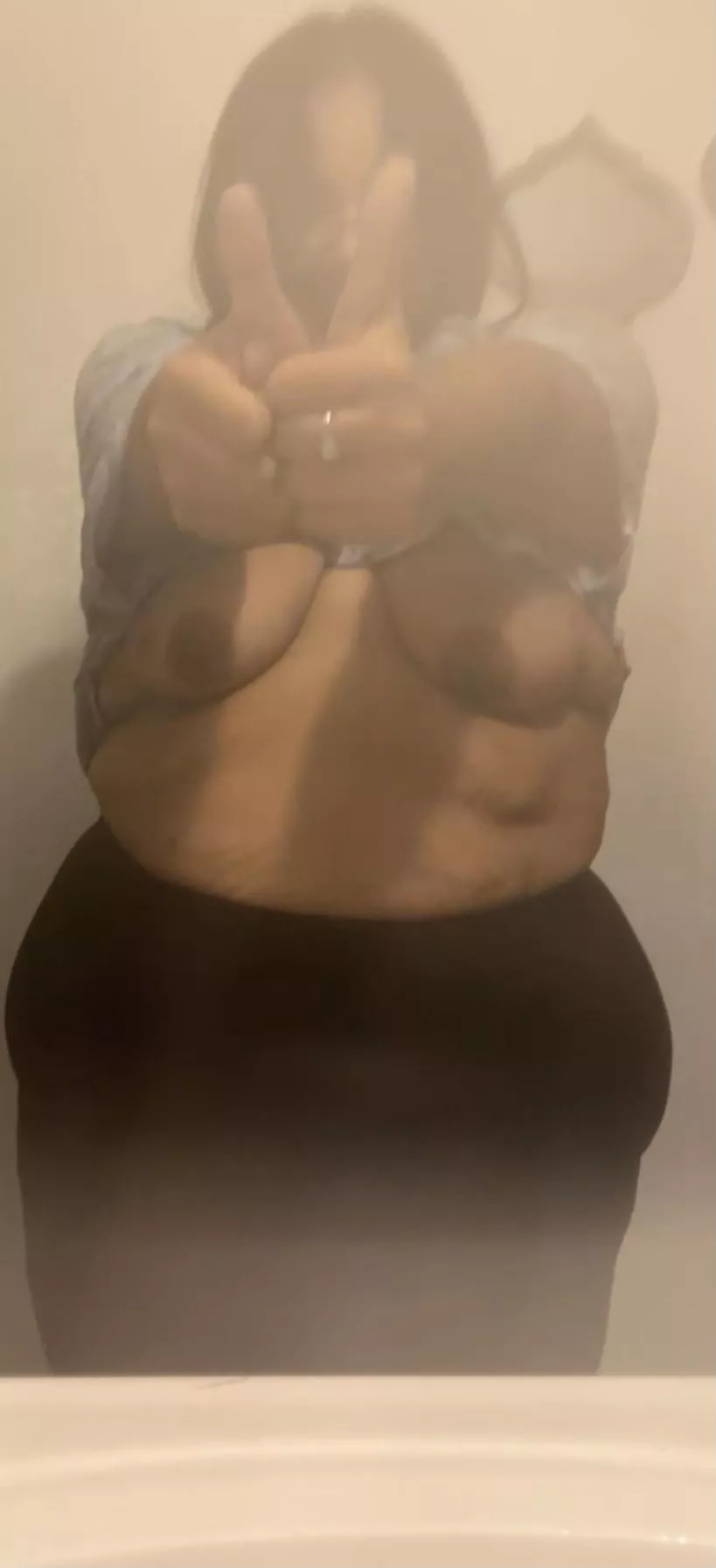 Felt cute and wanted to share kinda nervous cus i really never showed my face. posted by thicklatinaphxfucpig