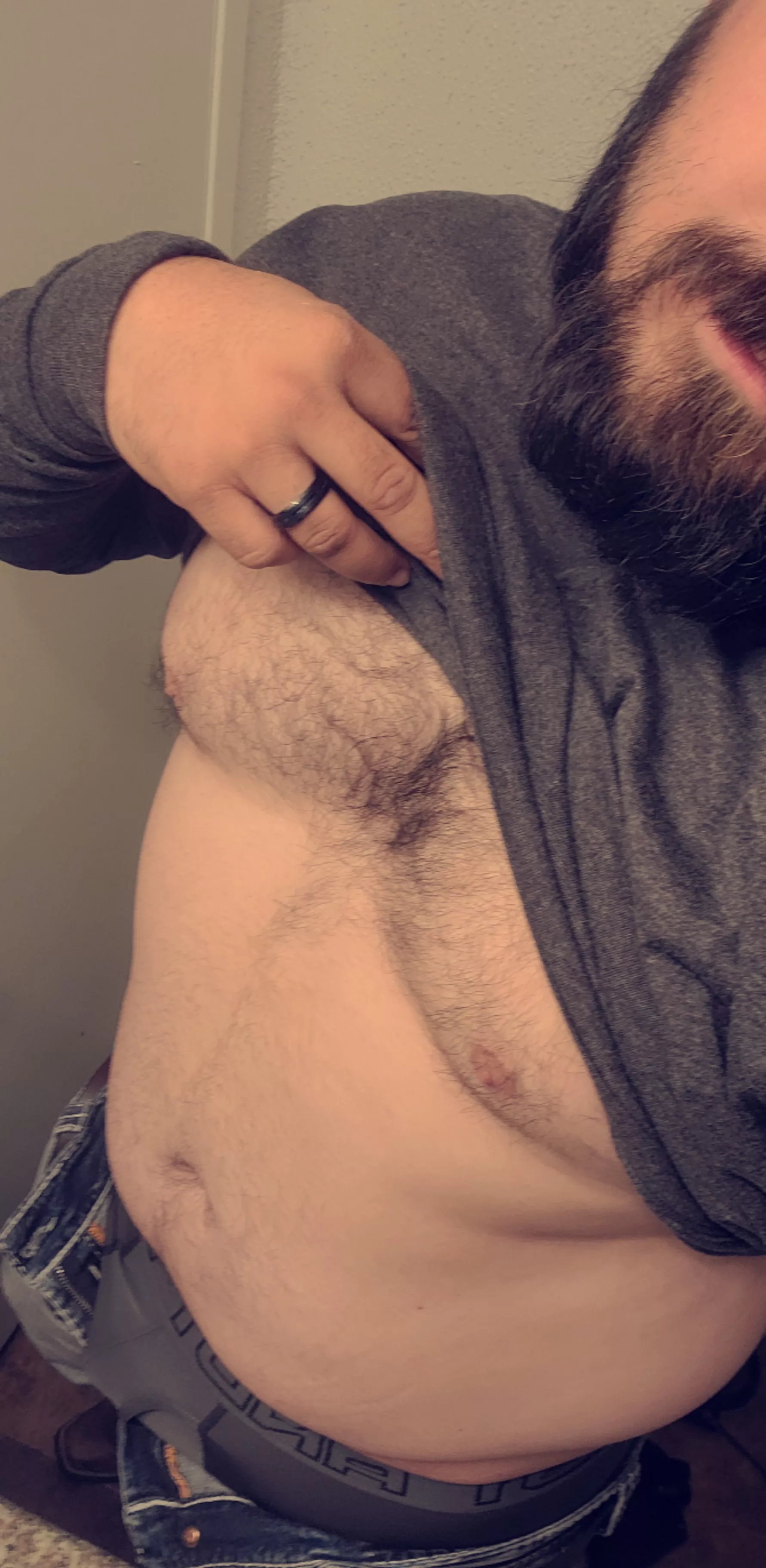 Felt sexy while getting ready for bed after a late night out. I just need one of you beautiful people in my bed now. posted by LewdAtraxy