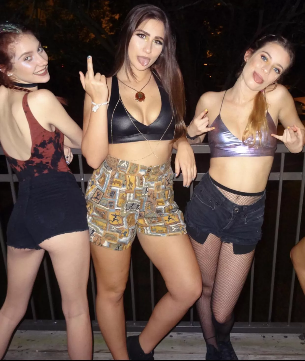 Festival Babes 🔥 posted by Mic-Ologist