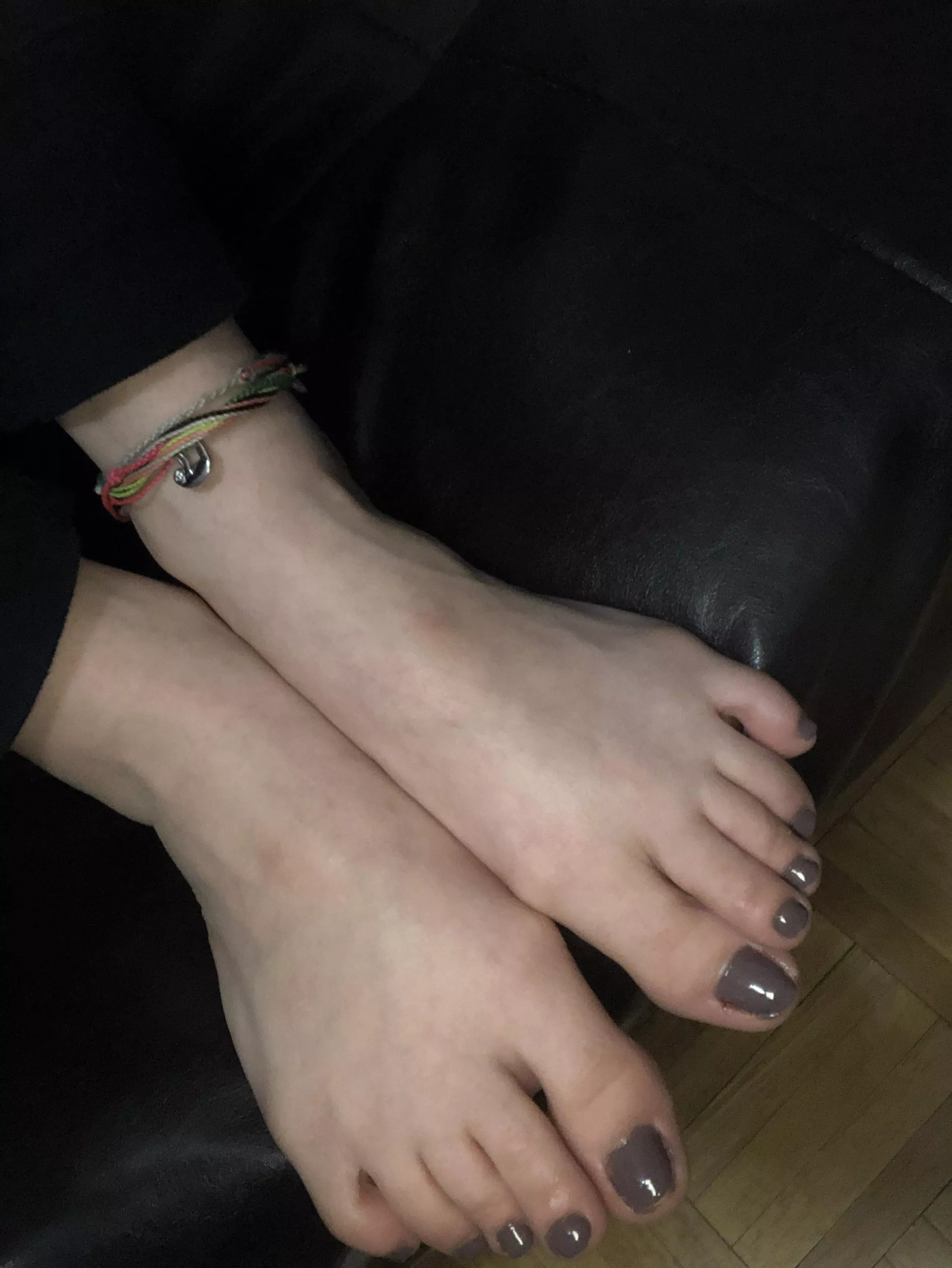 Finally got around to painting my toes 💜 posted by Potential-Disaster75