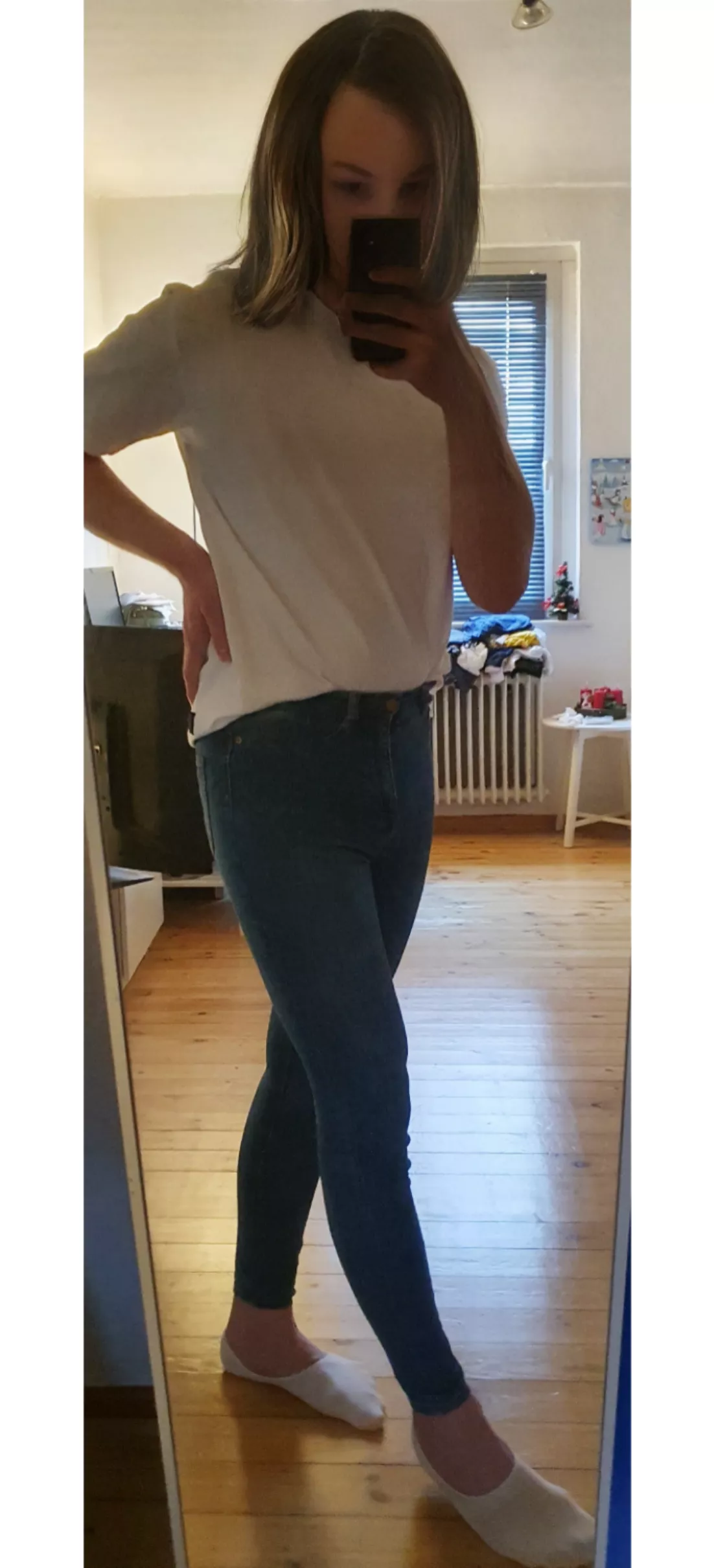 Finally got me a pair of high waist jeans 🥰😍 Does it look good on me? posted by Marina_CDress