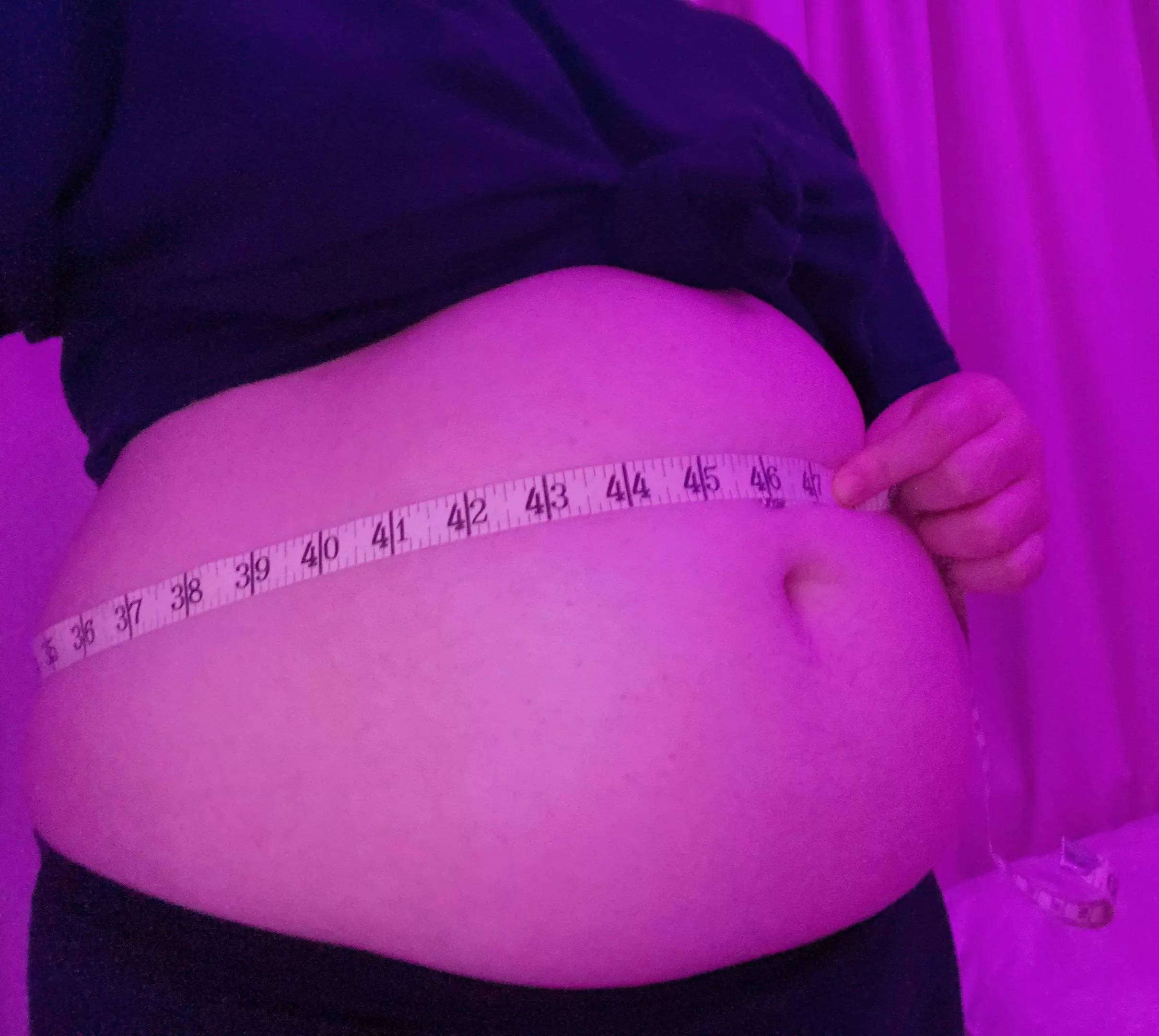 finally measured my belly and…. 😳 i used to have a 26 inch waist… 😖 i must have measured wrong, can anyone correct me if i have? 😳 posted by asherine