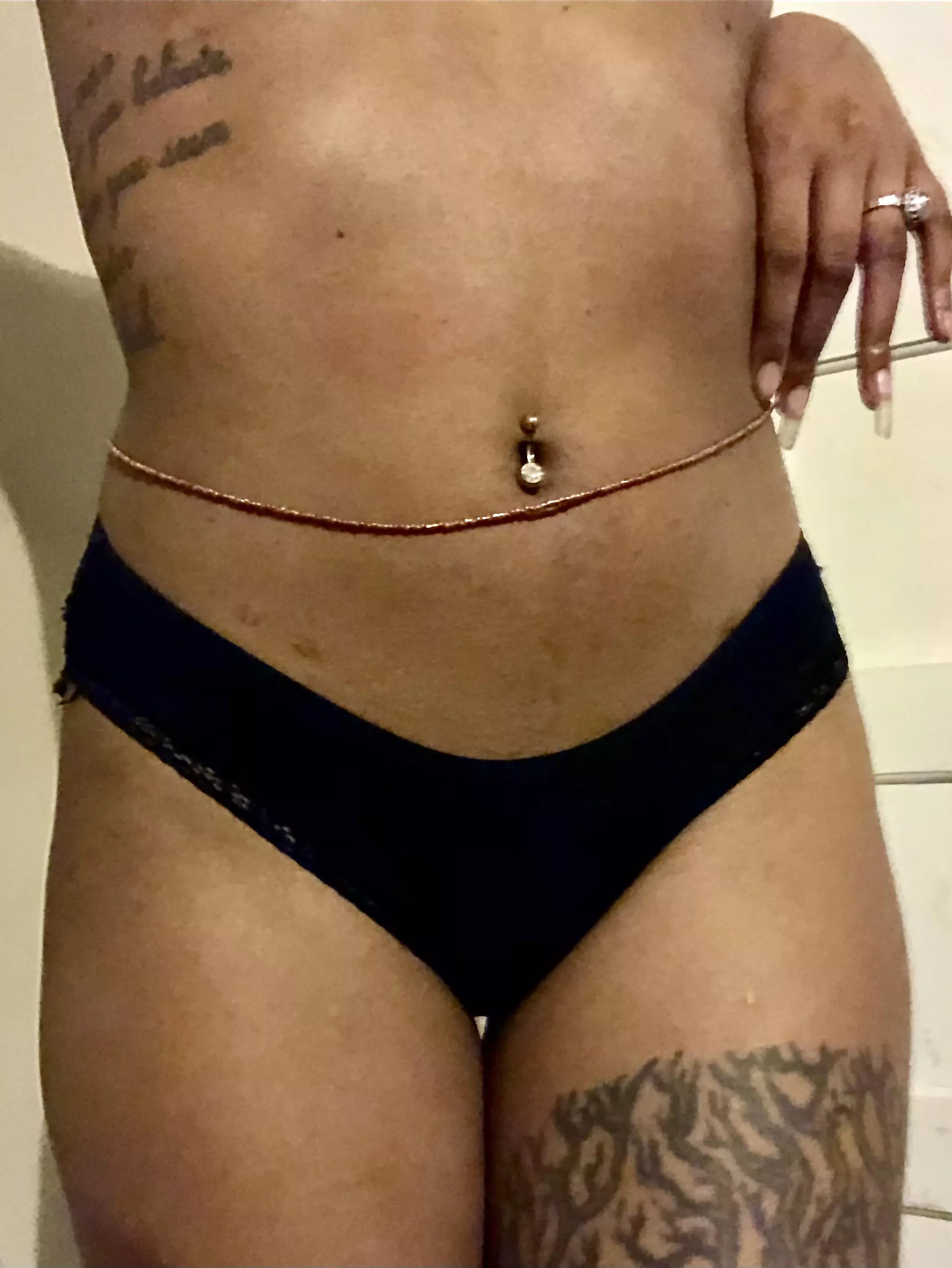 [F]irst a belly ring. Now a bellychain. Decorate your whole body! posted by kris_tinawithak