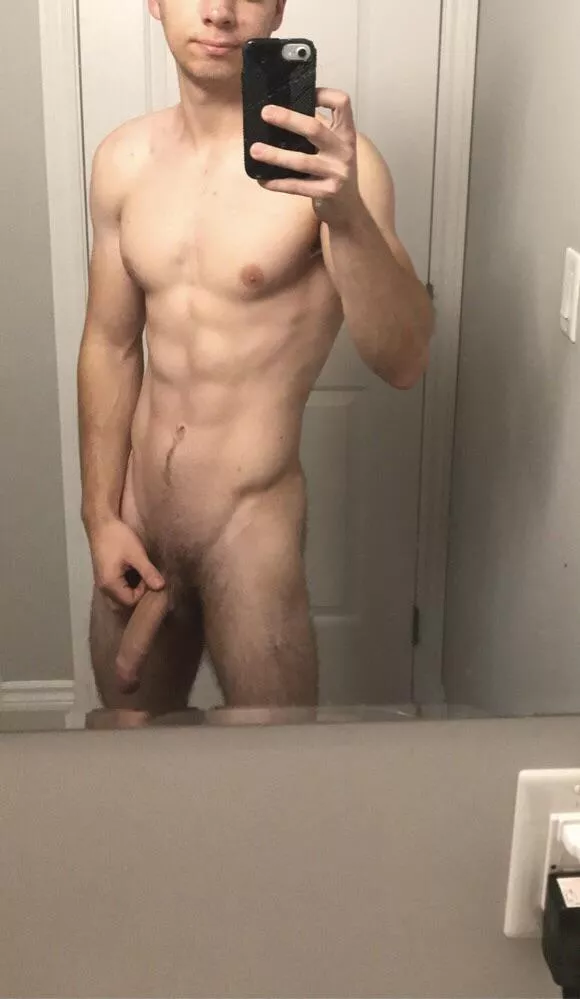 First post here and I’m a bit nervous about showing this much of my face 😅 hope you enjoy posted by onlinedatermans22