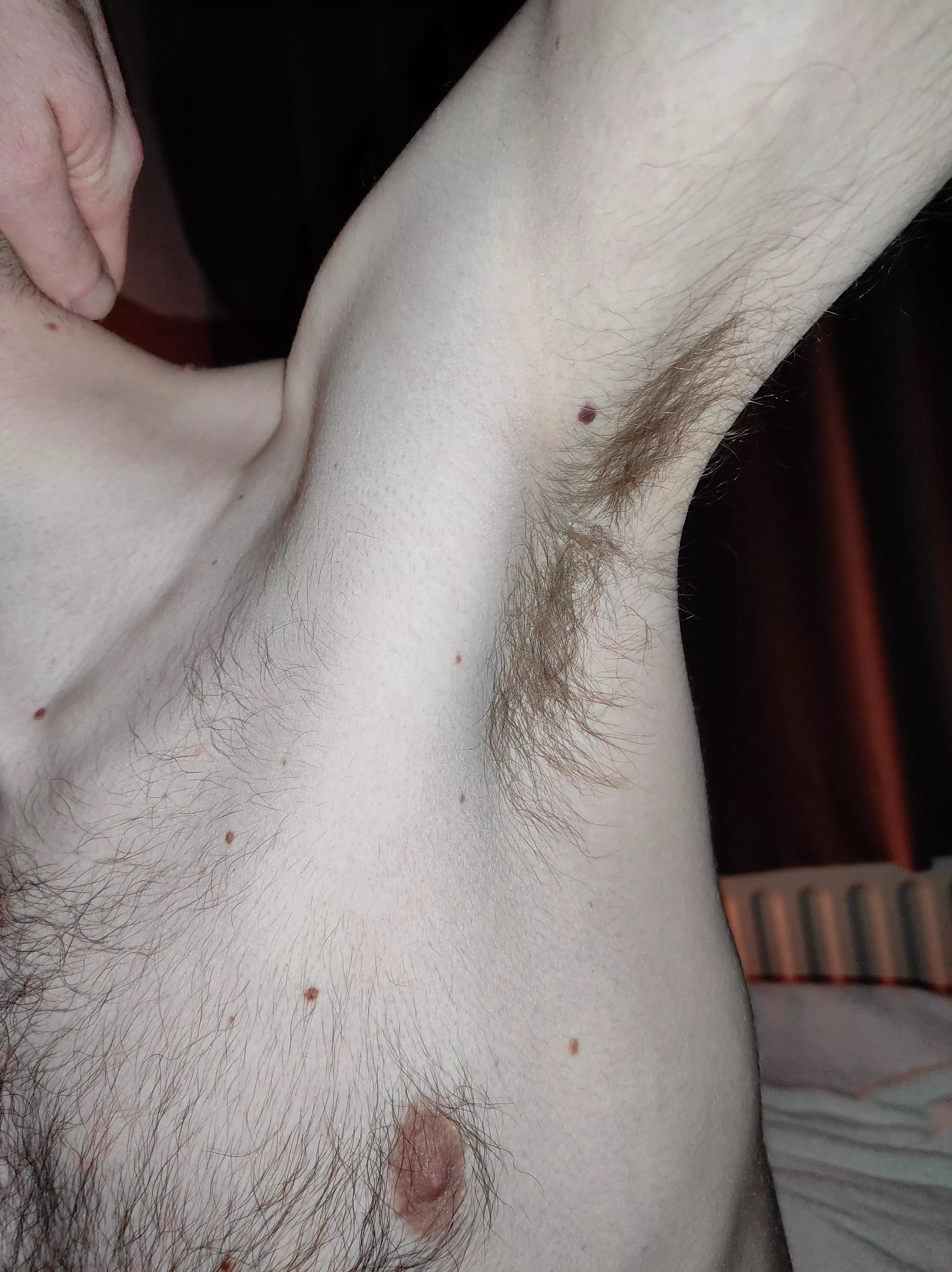 First time posting here! Hope you like my hairy armpits! posted by TheMoonSwimmer