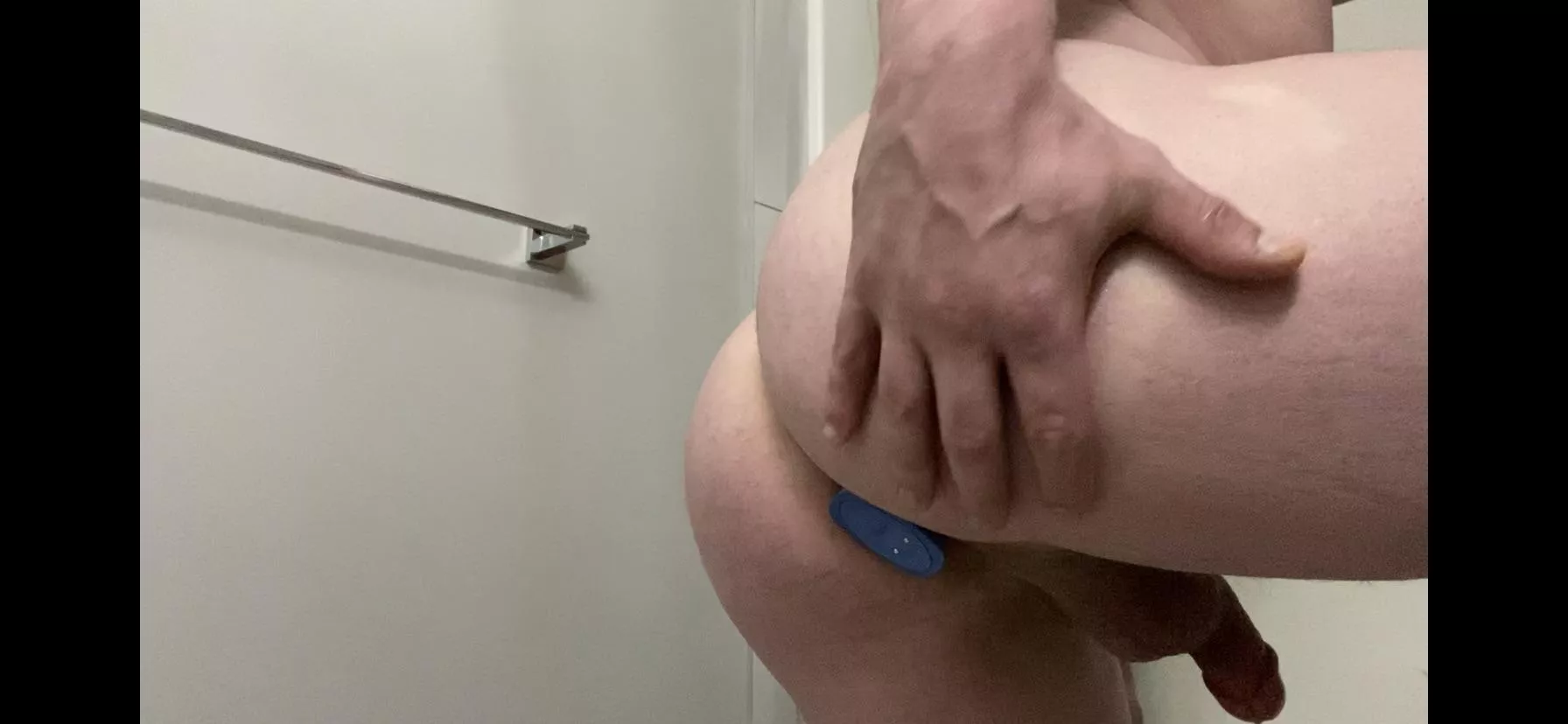 First time taking a butt plug posted by Canadianbubblebutt