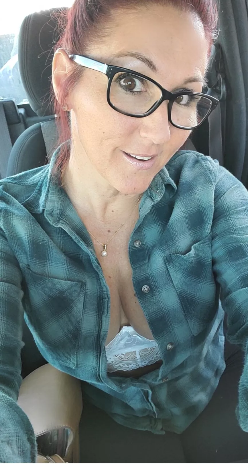 Flannel Season has arrived! [F,49] posted by MILFMONIEMANDYMAJORS