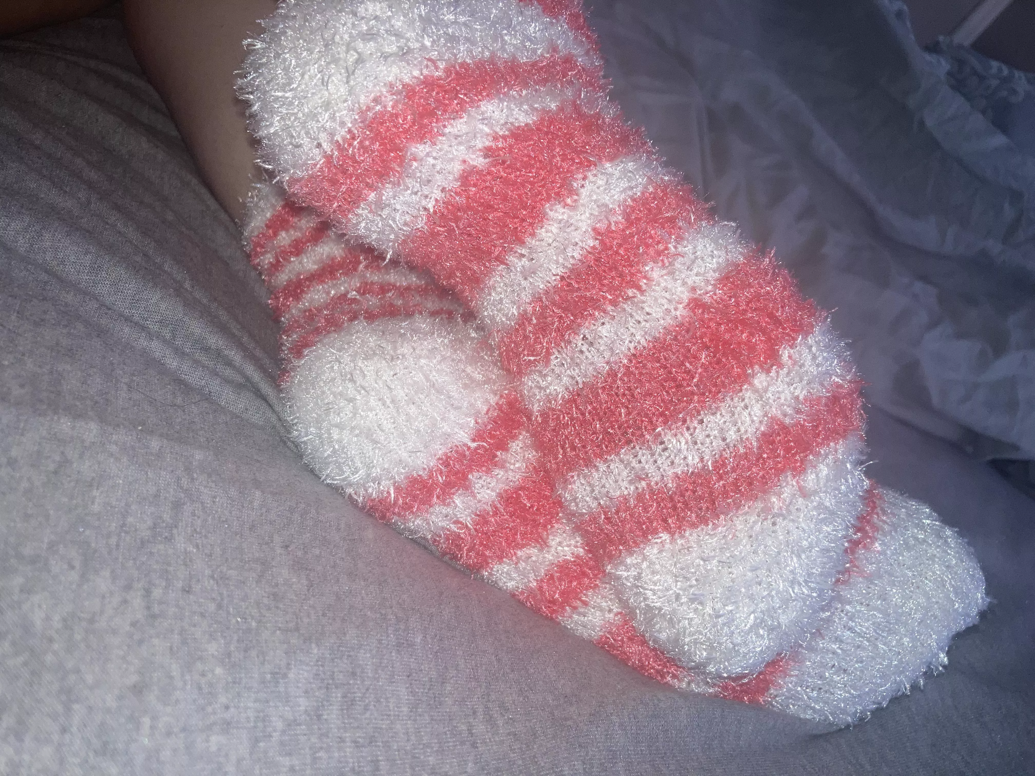 Fluffy sock season is my favorite.. what about you ? Dm me posted by Sockibb