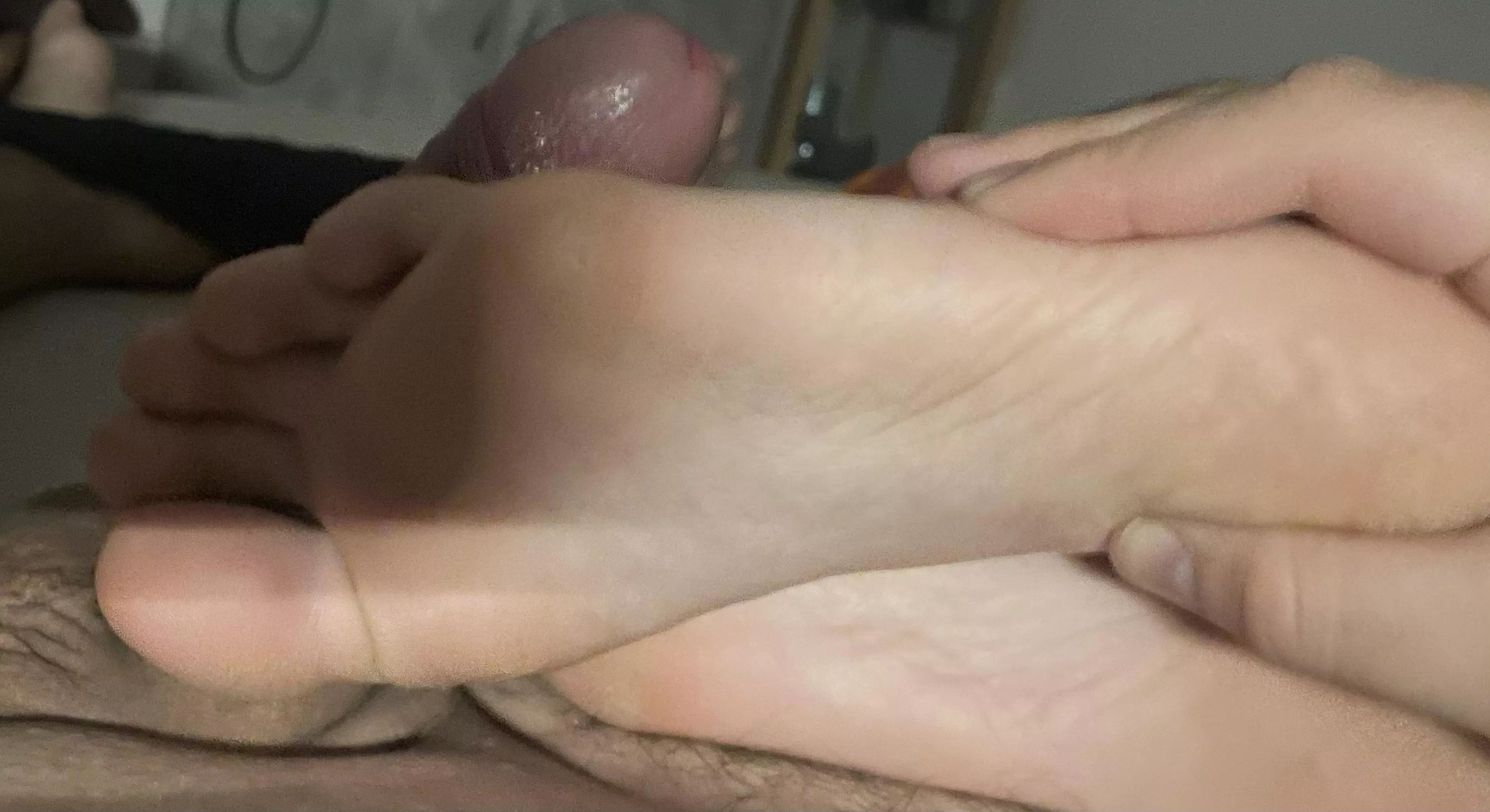 Footjob posted by 2020Qwert