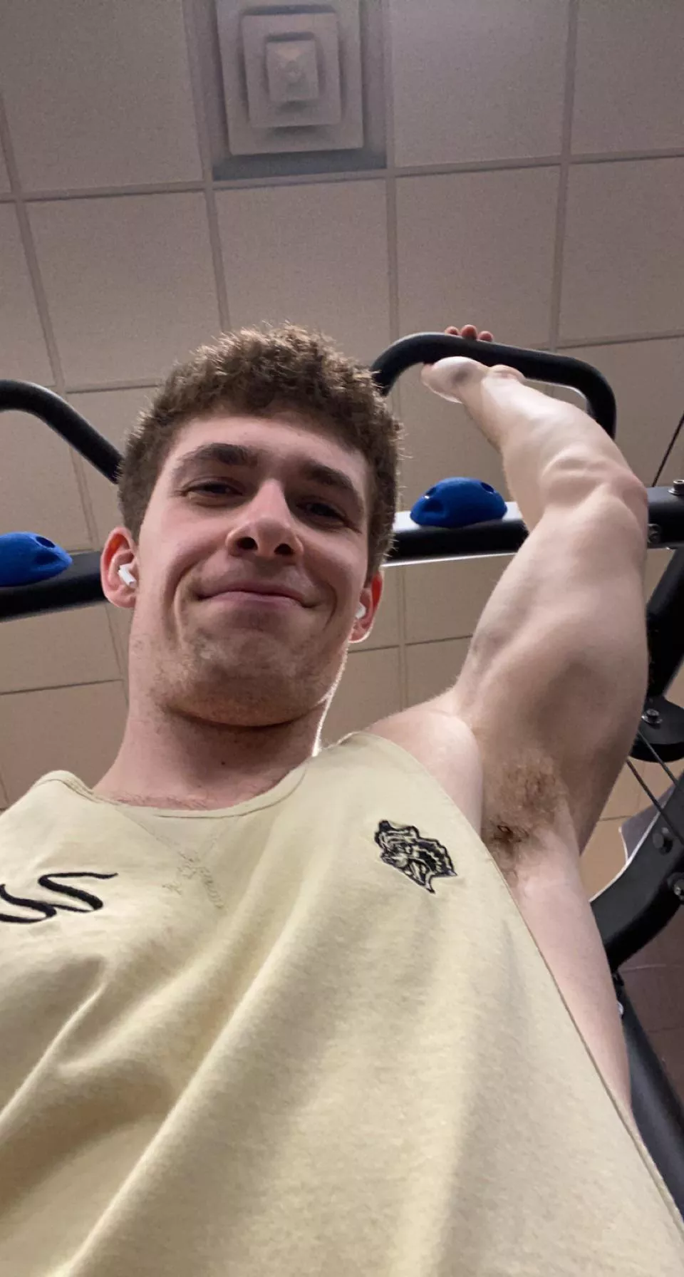 Forgot to put on deodorant before my workout posted by Jackpackage71