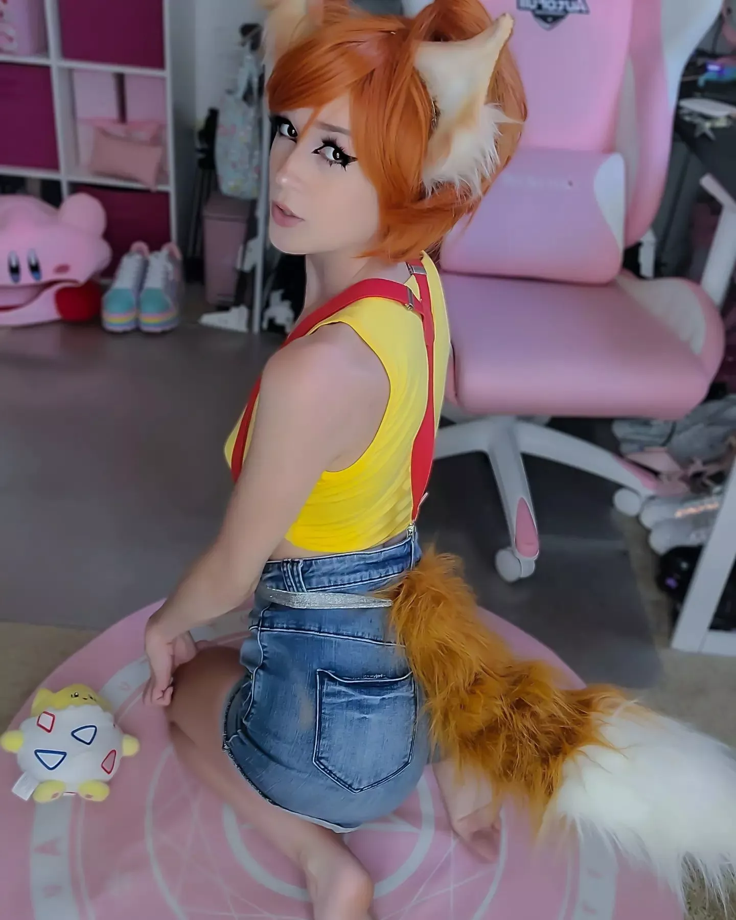 Foxgirls get headpats too, right? 🥺 posted by HyliaLove