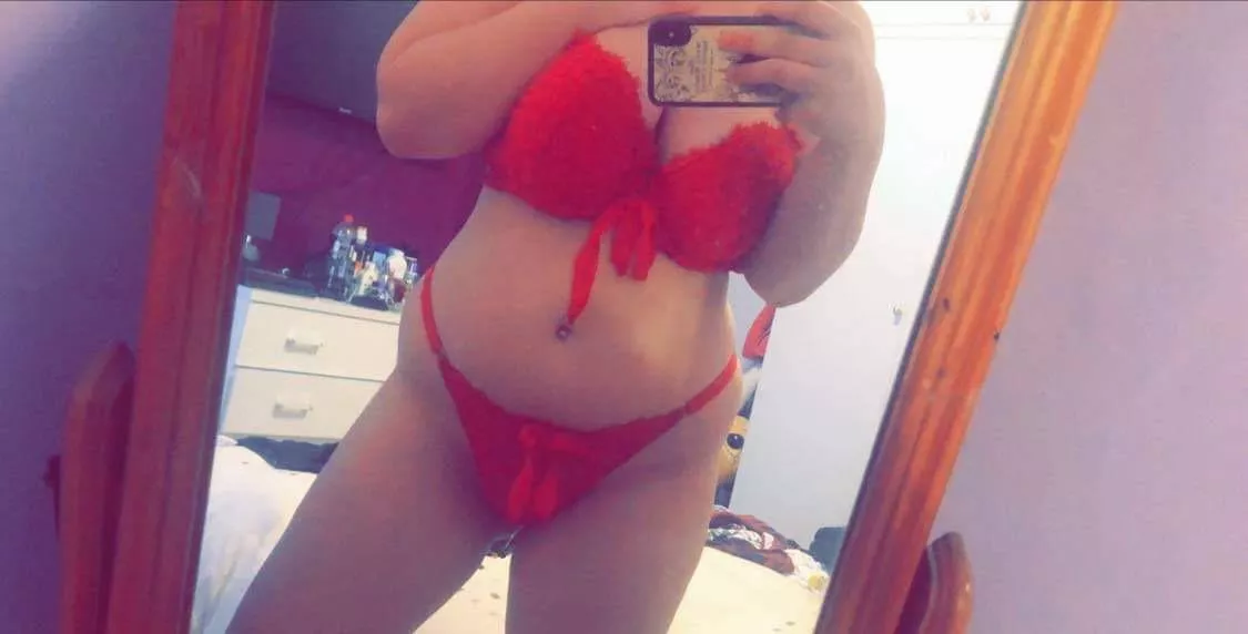 FREE CONTENT ON MY 4fans! ðŸ’¦ subscribe now to see more! ðŸ˜ link in comments posted by Curvy_Babe20