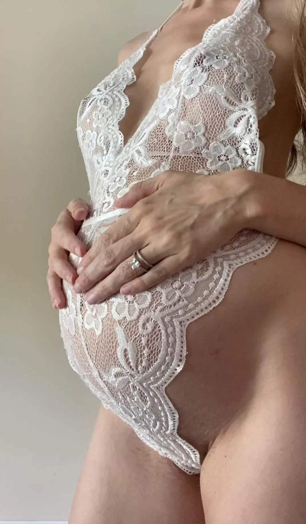 FREE PREGNANCY ONLYFANS! Link in comments! posted by hotpreggo89