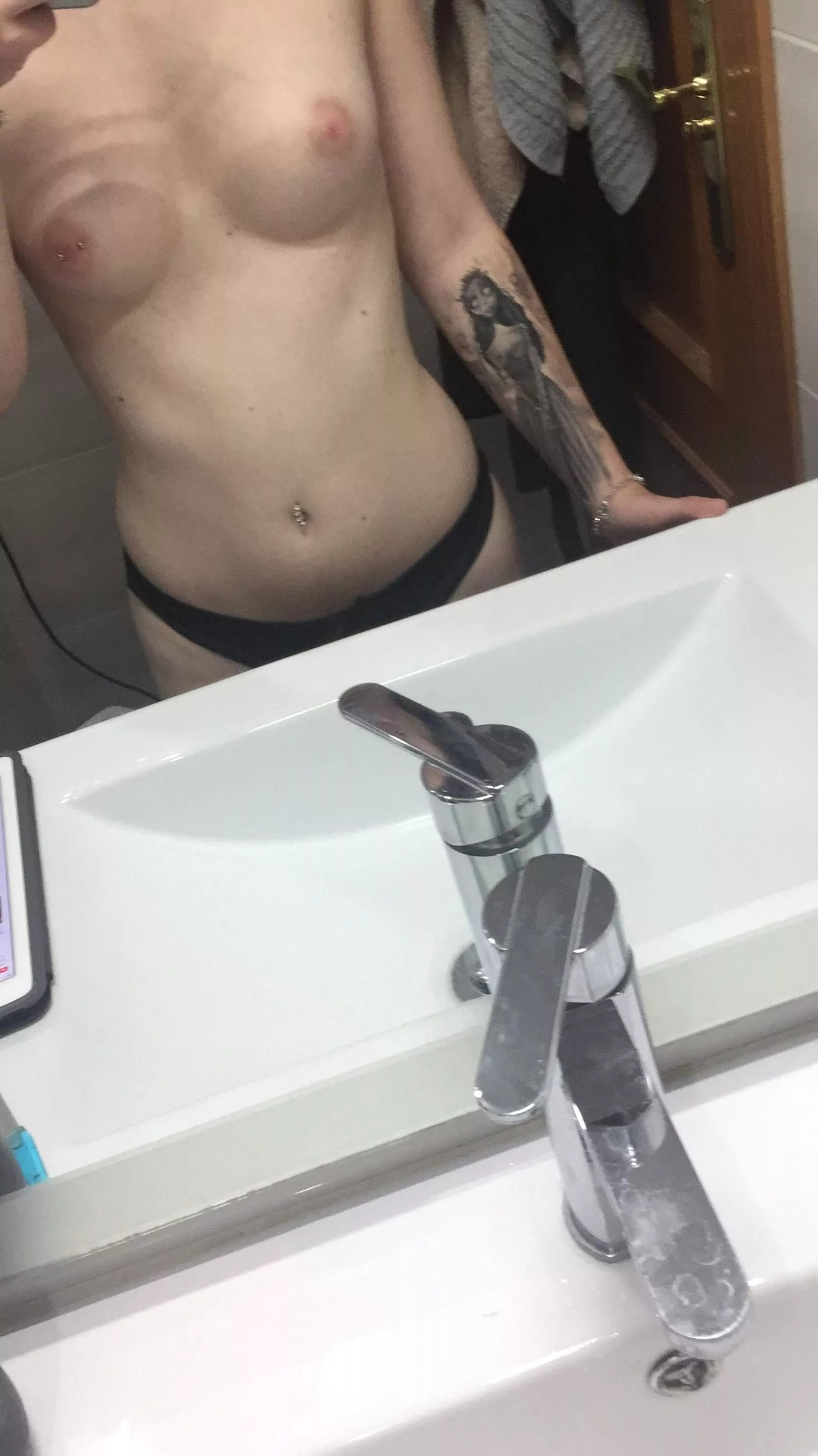 FREE TRIAL AND FREE COCK RATE LINKS ON MY PROFILE! :) posted by scarletteen3