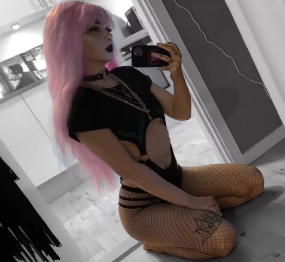 ♡ FREE TRIALS ♡ LINK IN COMMENTS posted by damnitskaceyrae