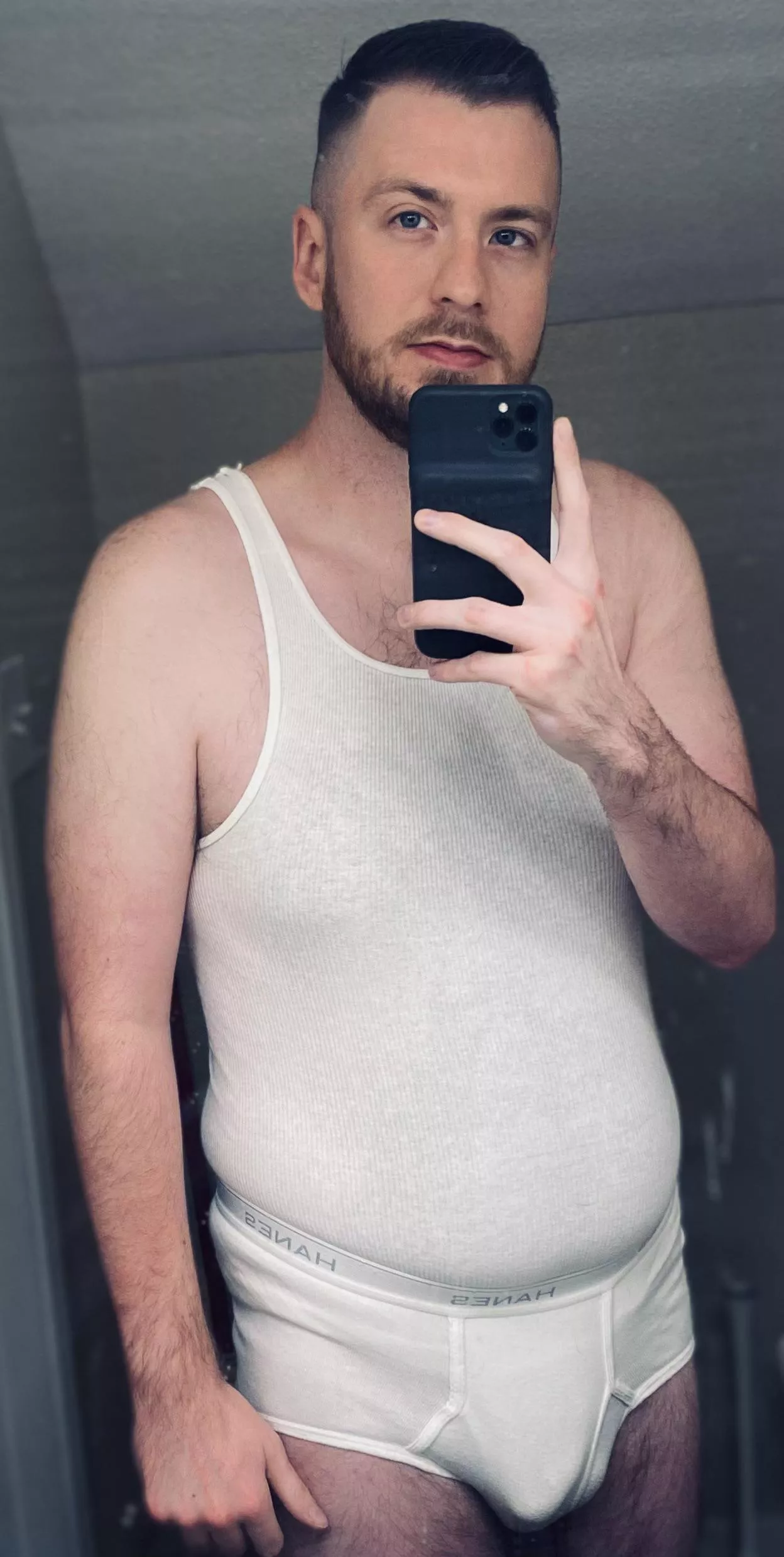 Fresh haircut in some Hanes. posted by TightyWhities4u